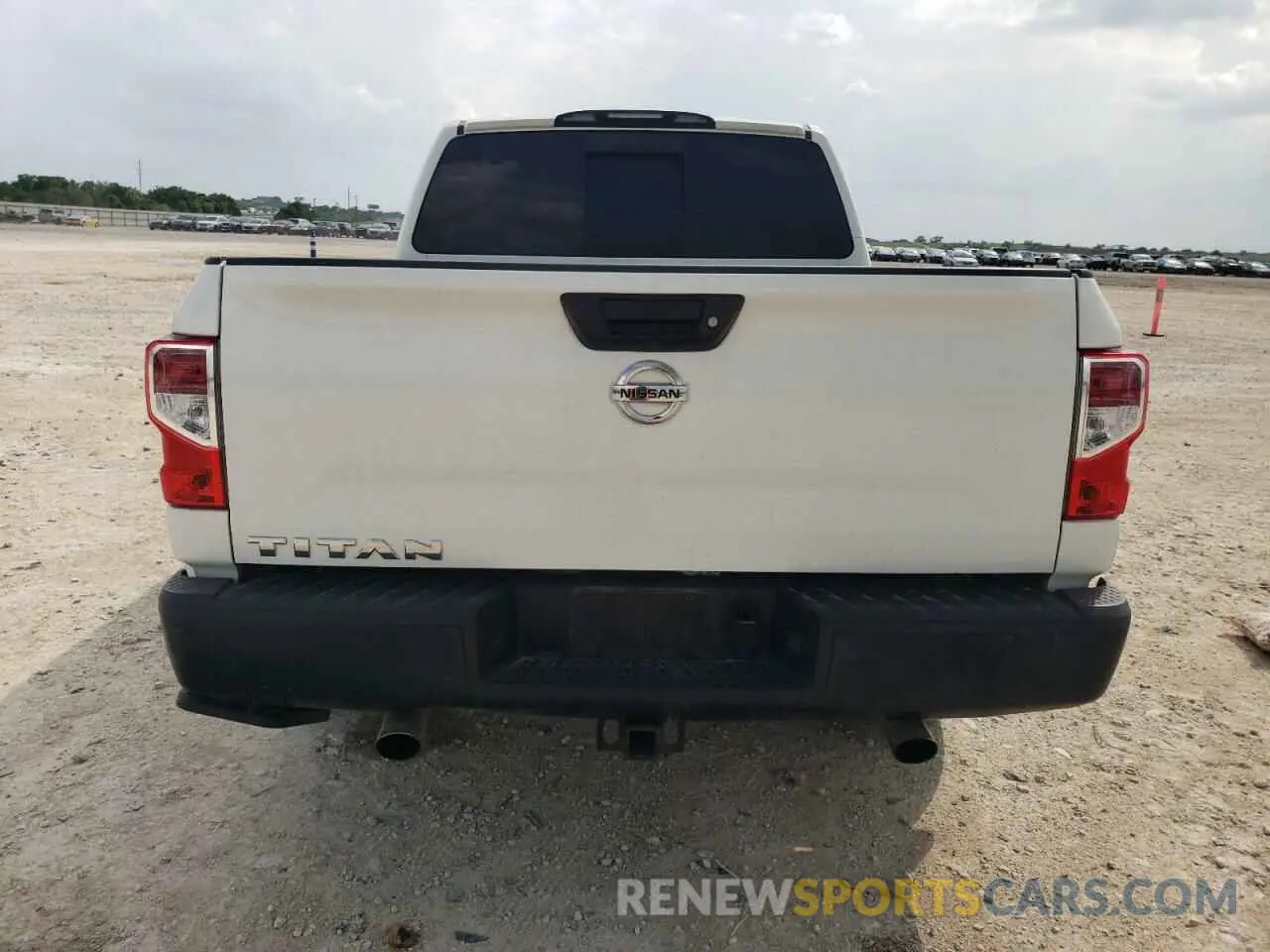 6 fotografías del automóvil dañado 1N6AA1EK1KN504920 NISSAN TITAN 2019