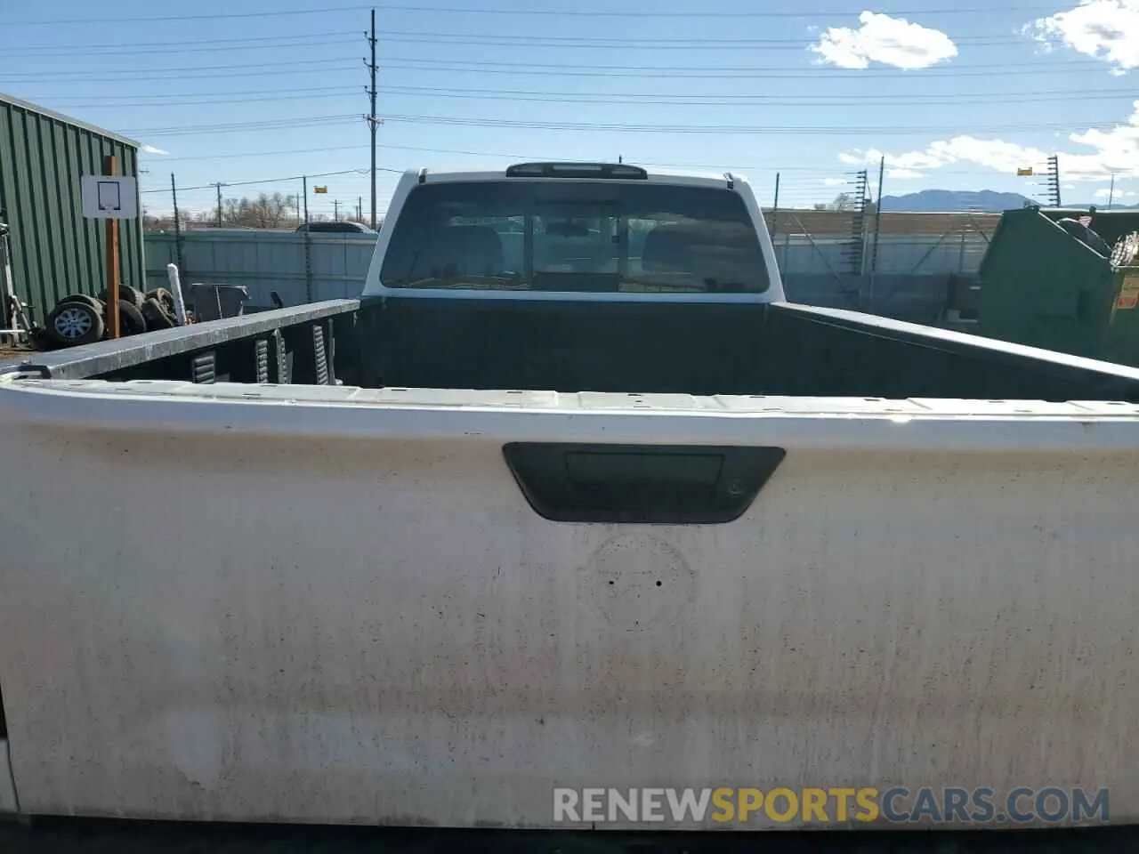10 fotografías del automóvil dañado 1N6AA1R79KN500572 NISSAN TITAN 2019