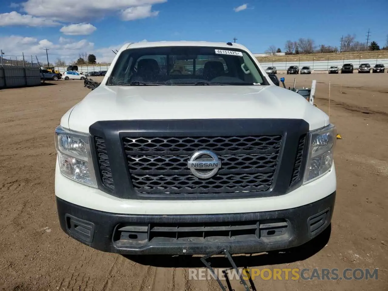 5 fotografías del automóvil dañado 1N6AA1R79KN500572 NISSAN TITAN 2019