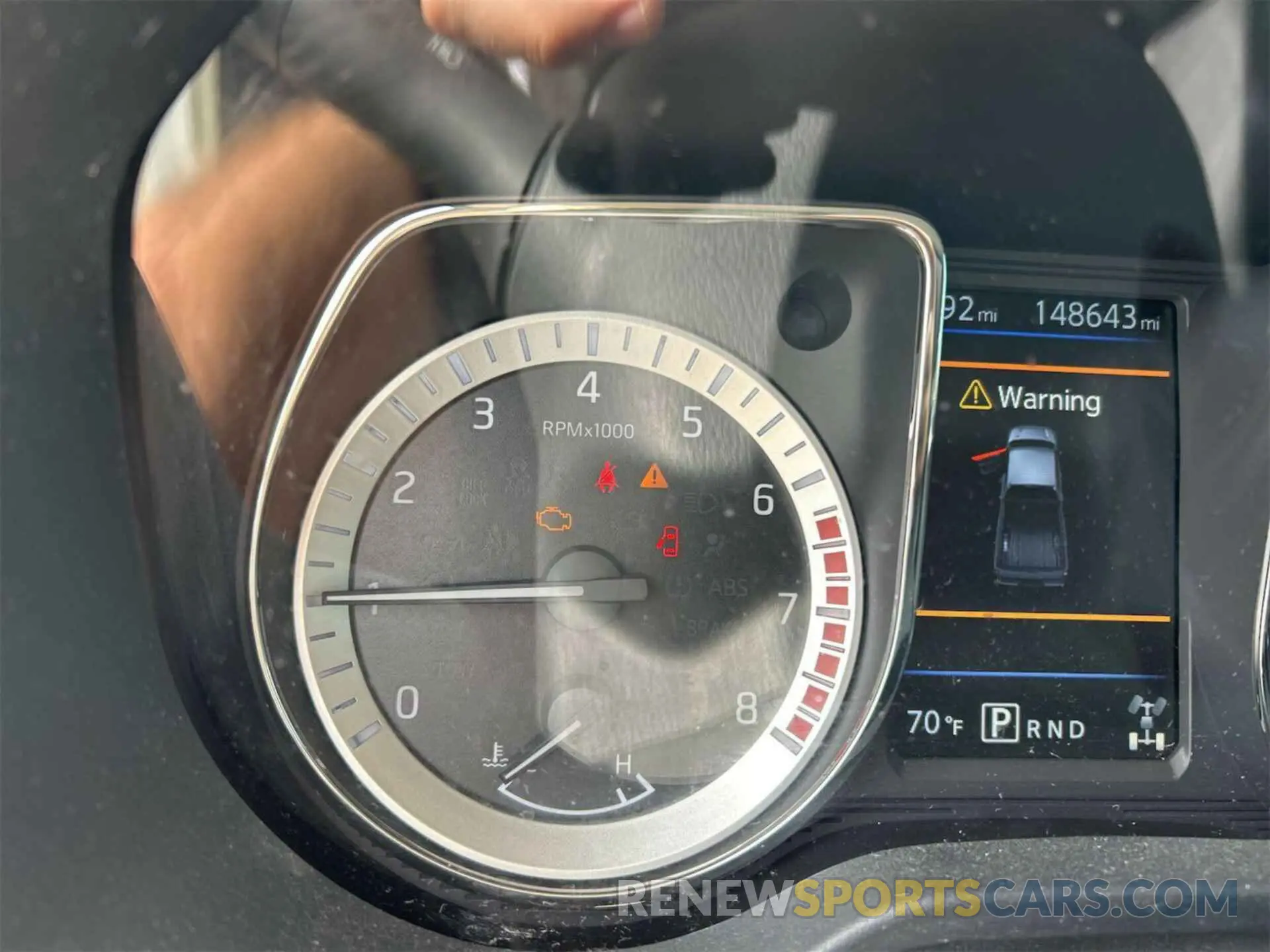 14 fotografías del automóvil dañado 1N6AA1R86KN523901 NISSAN TITAN 2019