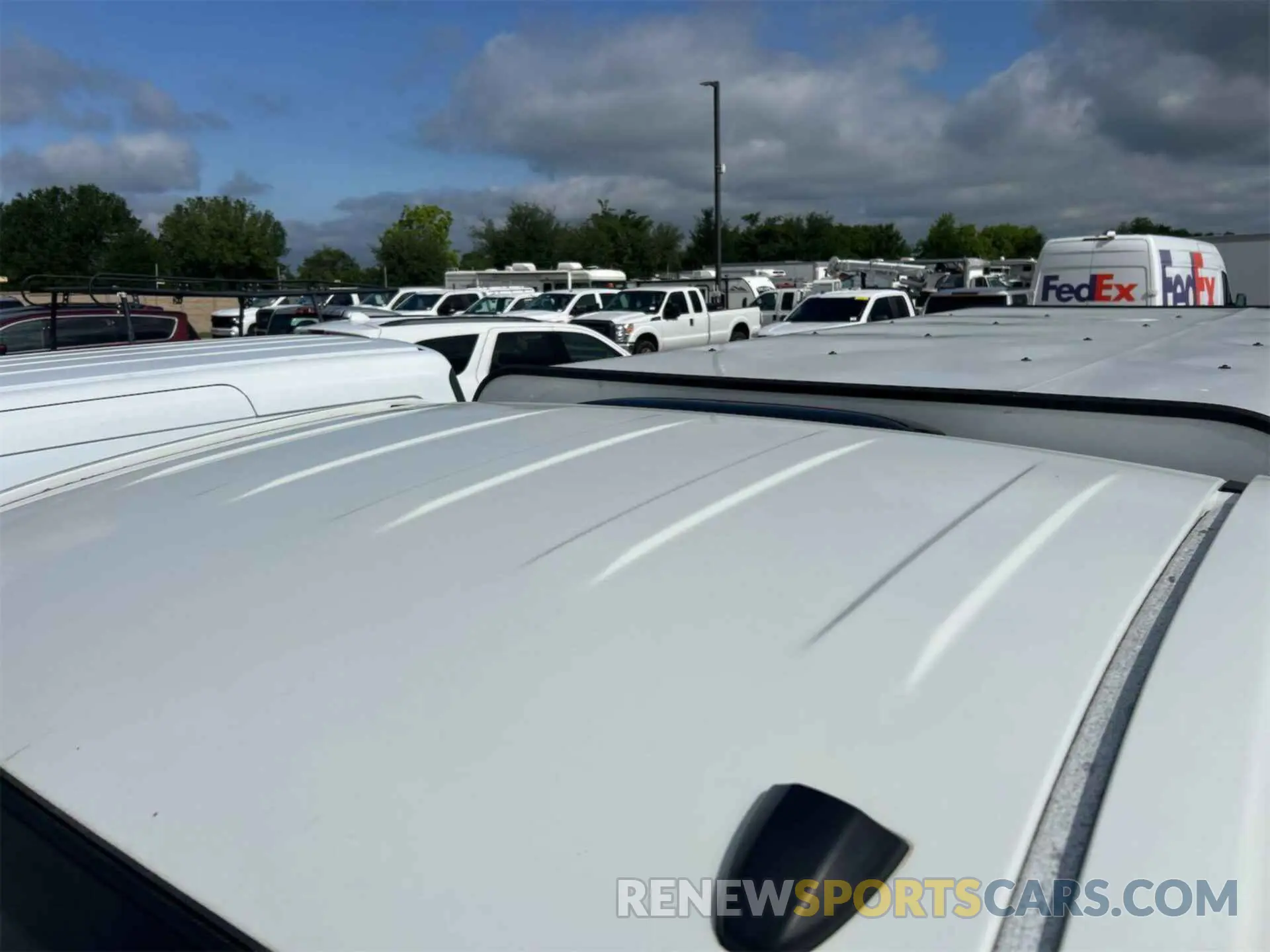 19 fotografías del automóvil dañado 1N6AA1R86KN523901 NISSAN TITAN 2019