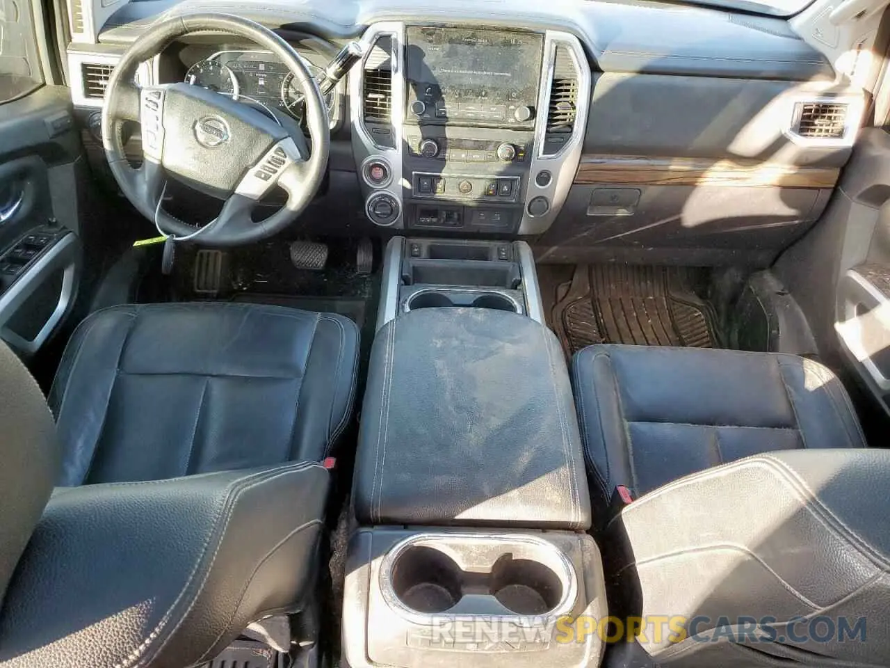 8 fotografías del automóvil dañado 1N6AA1ED5LN501764 NISSAN TITAN 2020