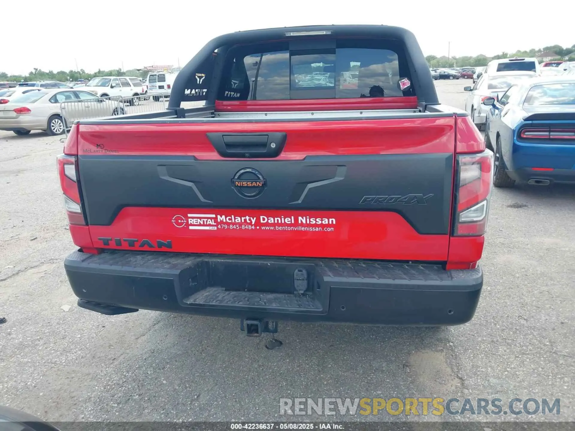 16 fotografías del automóvil dañado 1N6AA1ED9LN502965 NISSAN TITAN 2020