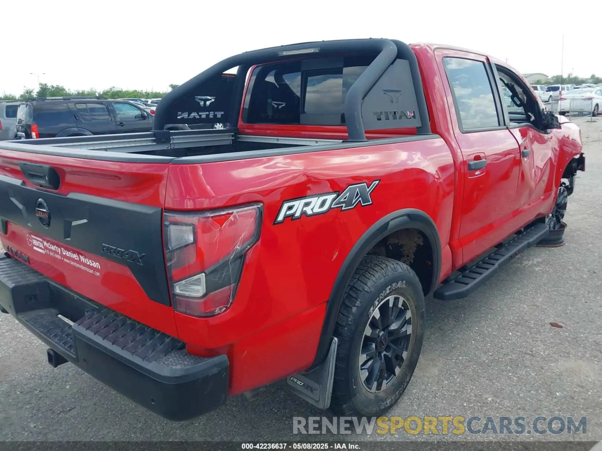 4 fotografías del automóvil dañado 1N6AA1ED9LN502965 NISSAN TITAN 2020