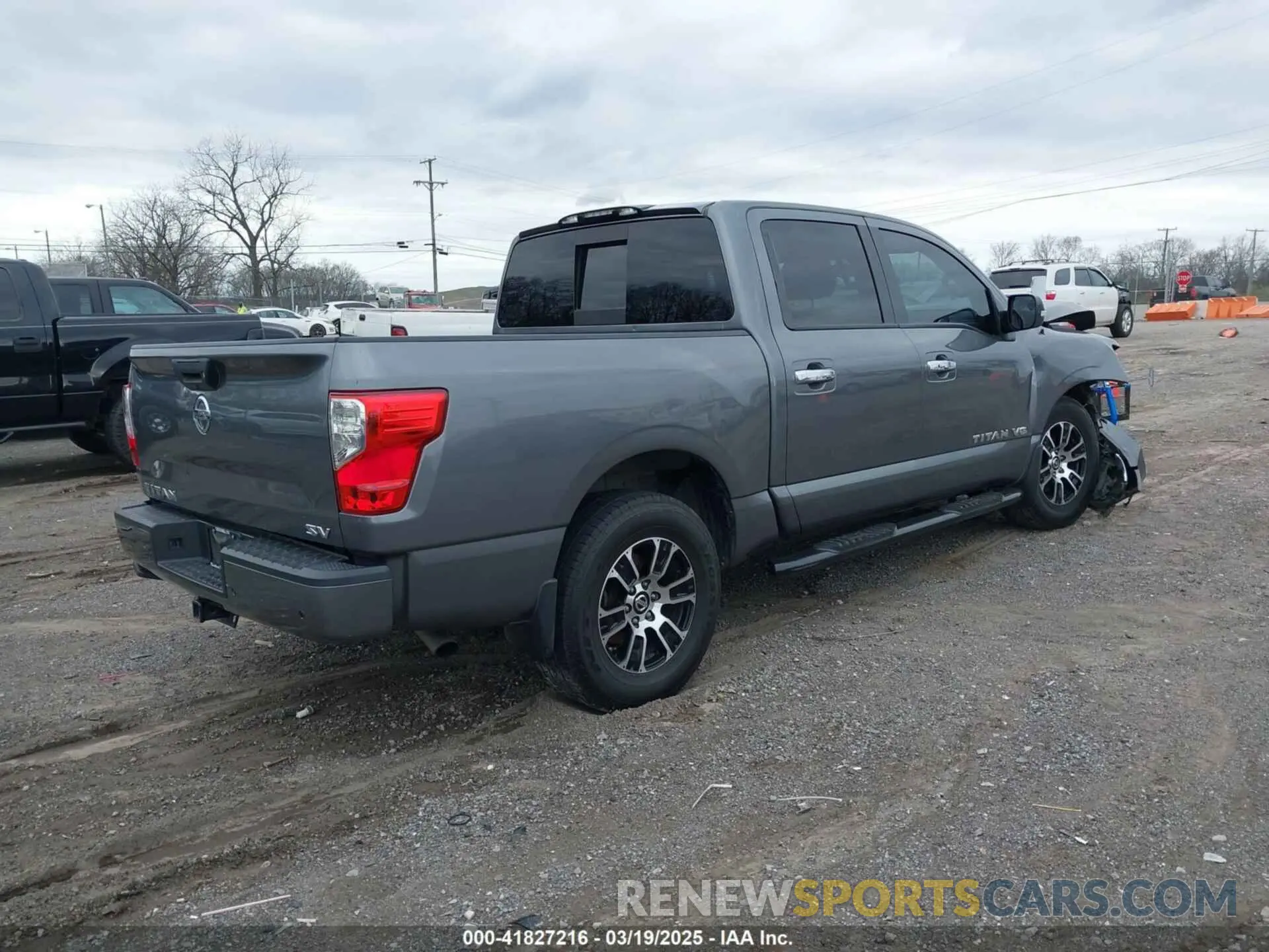 4 fotografías del automóvil dañado 1N6AA1EF8LN505938 NISSAN TITAN 2020