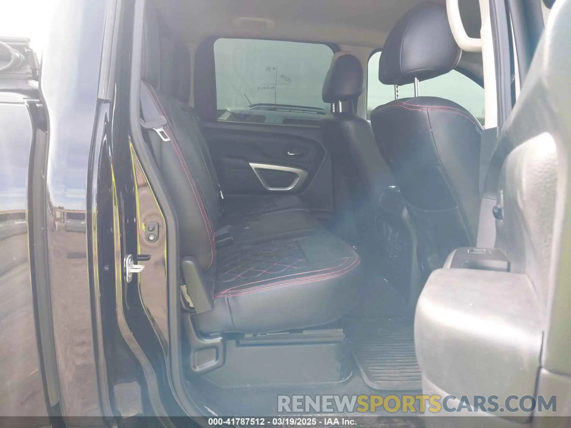 8 fotografías del automóvil dañado 1N6AA1ED1MN516649 NISSAN TITAN 2021