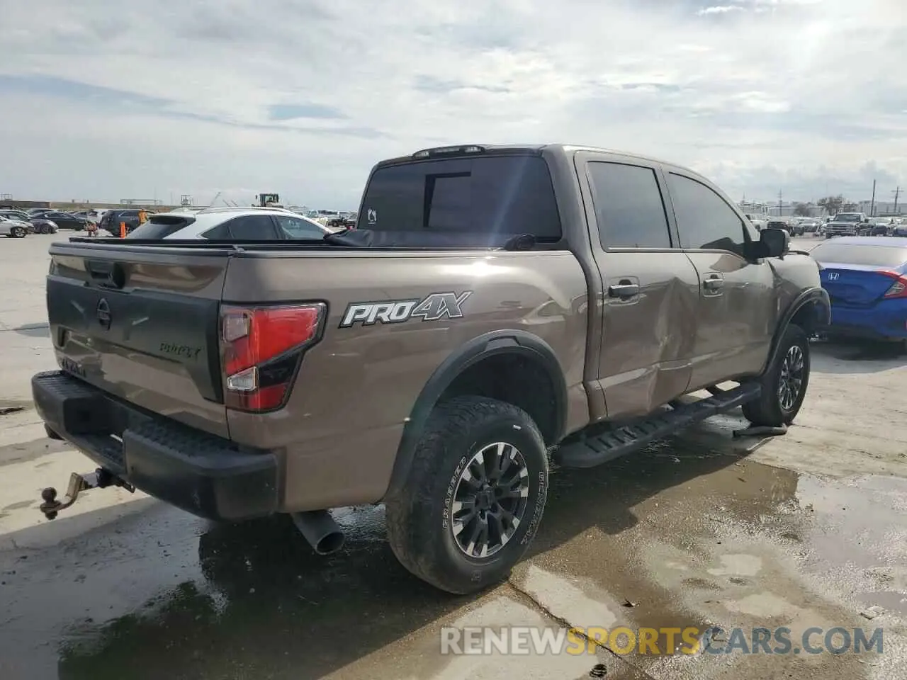 3 fotografías del automóvil dañado 1N6AA1ED2MN523223 NISSAN TITAN 2021