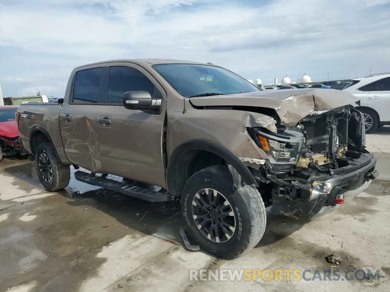 4 fotografías del automóvil dañado 1N6AA1ED2MN523223 NISSAN TITAN 2021