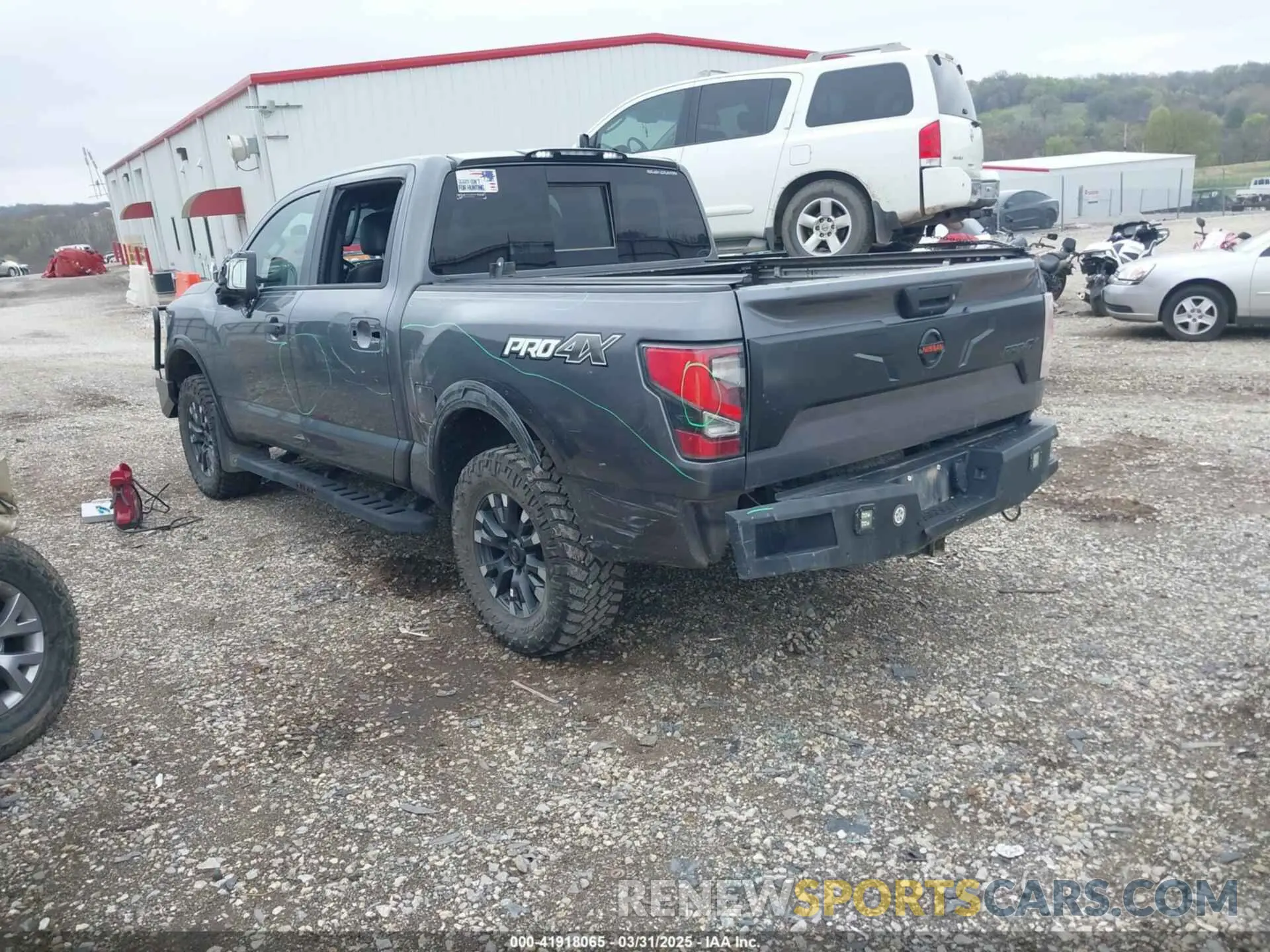 3 fotografías del automóvil dañado 1N6AA1ED3MN531332 NISSAN TITAN 2021