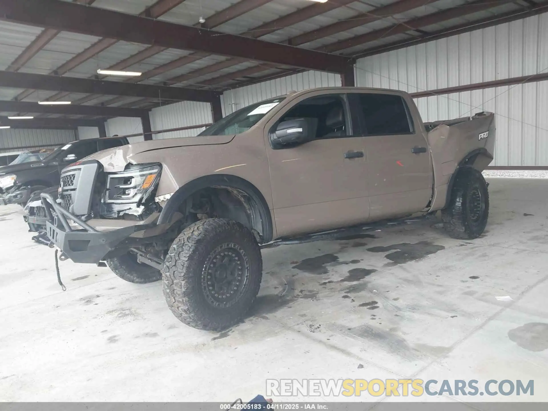 2 fotografías del automóvil dañado 1N6AA1ED4MN504382 NISSAN TITAN 2021