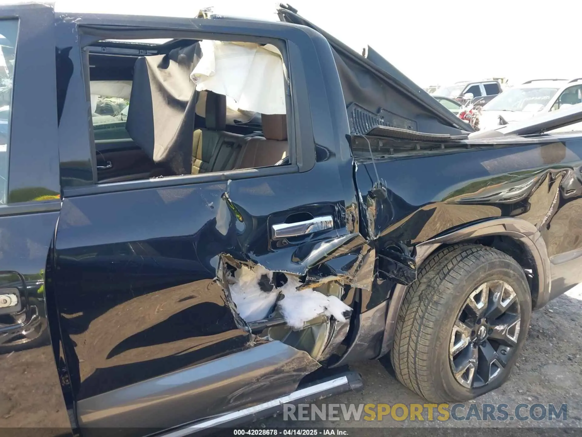 11 fotografías del automóvil dañado 1N6AA1ED4MN515673 NISSAN TITAN 2021