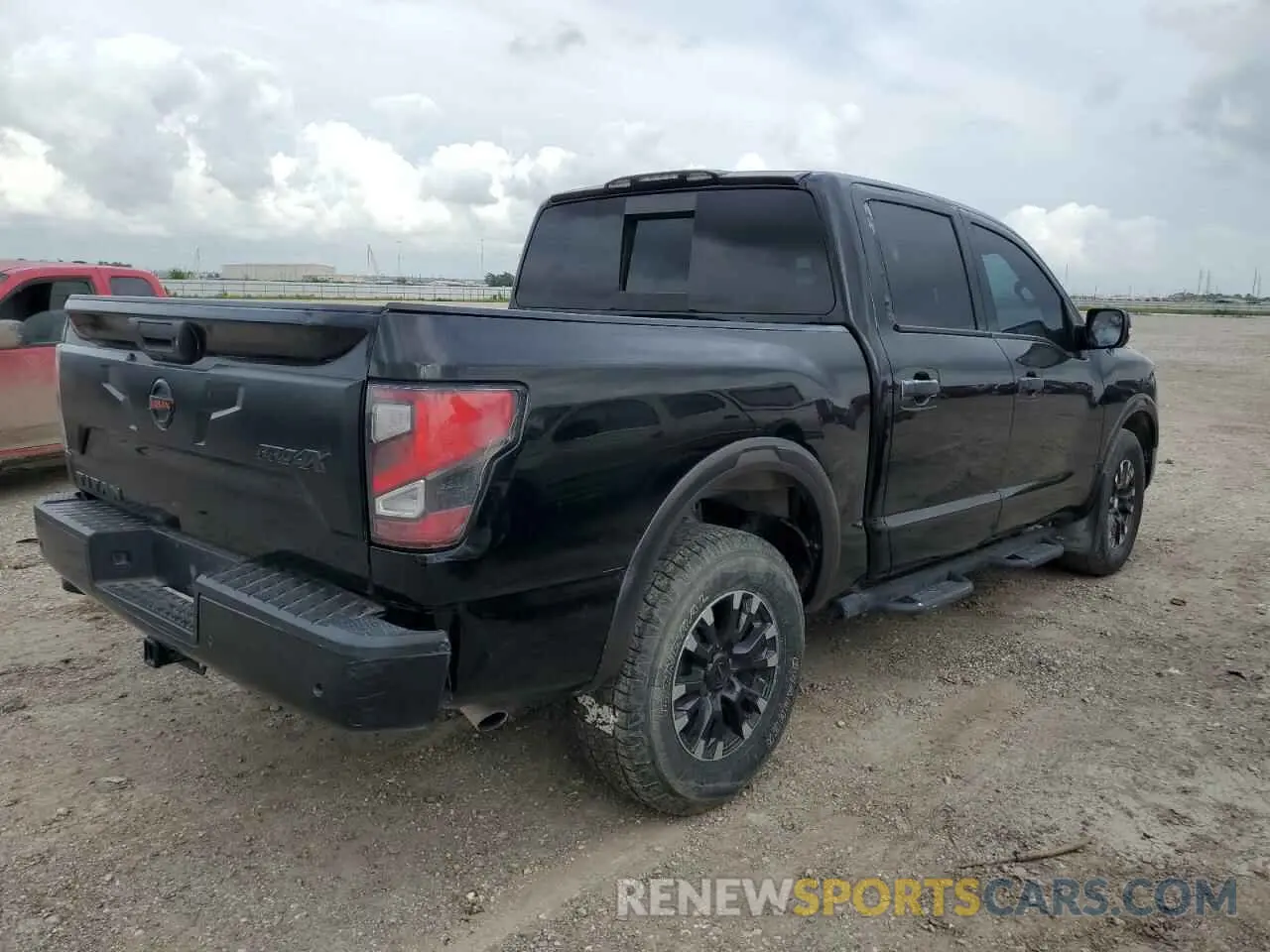3 fotografías del automóvil dañado 1N6AA1ED5MN531798 NISSAN TITAN 2021