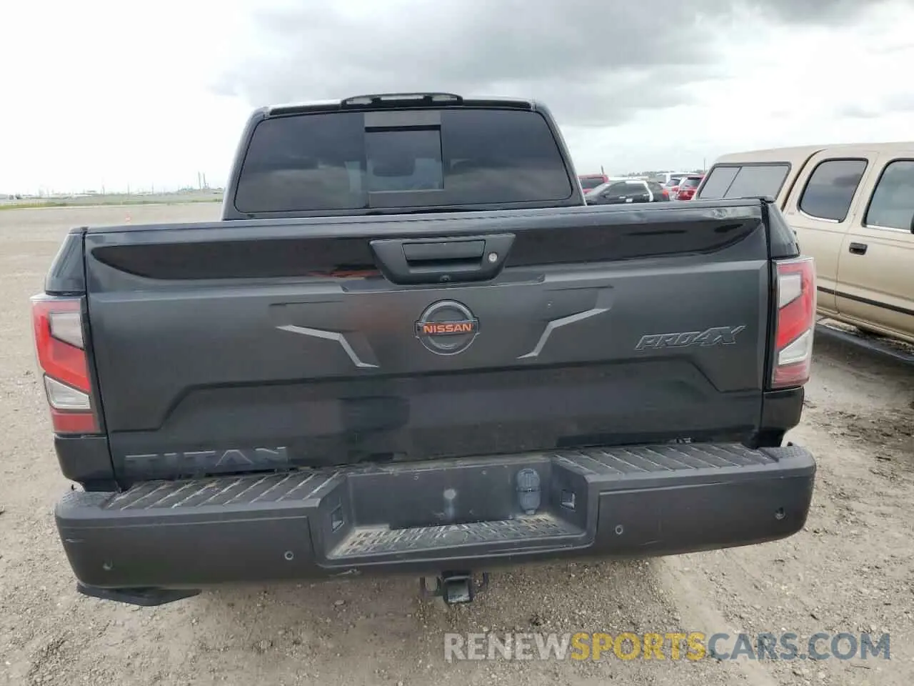 6 fotografías del automóvil dañado 1N6AA1ED5MN531798 NISSAN TITAN 2021