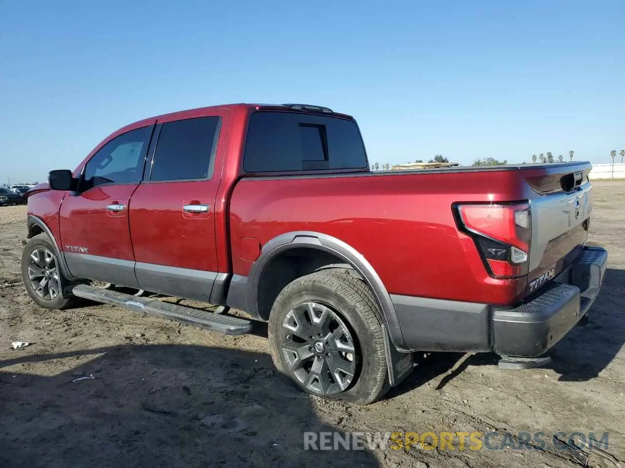 2 fotografías del automóvil dañado 1N6AA1ED8MN525896 NISSAN TITAN 2021