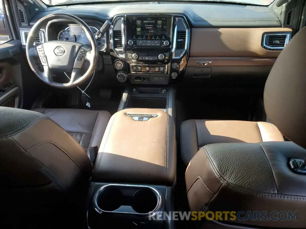 8 fotografías del automóvil dañado 1N6AA1ED8MN525896 NISSAN TITAN 2021