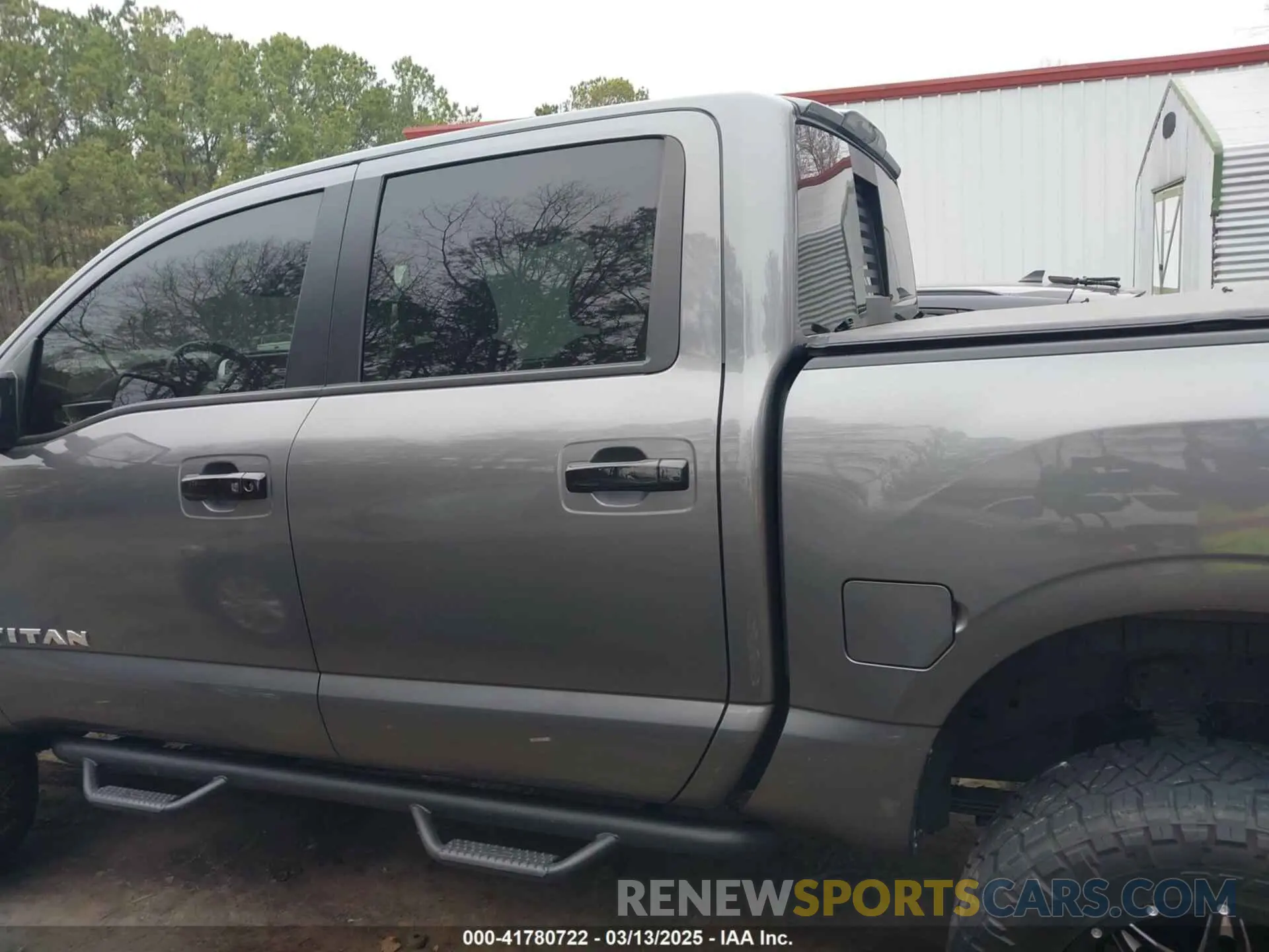 14 fotografías del automóvil dañado 1N6AA1ED8MN527051 NISSAN TITAN 2021