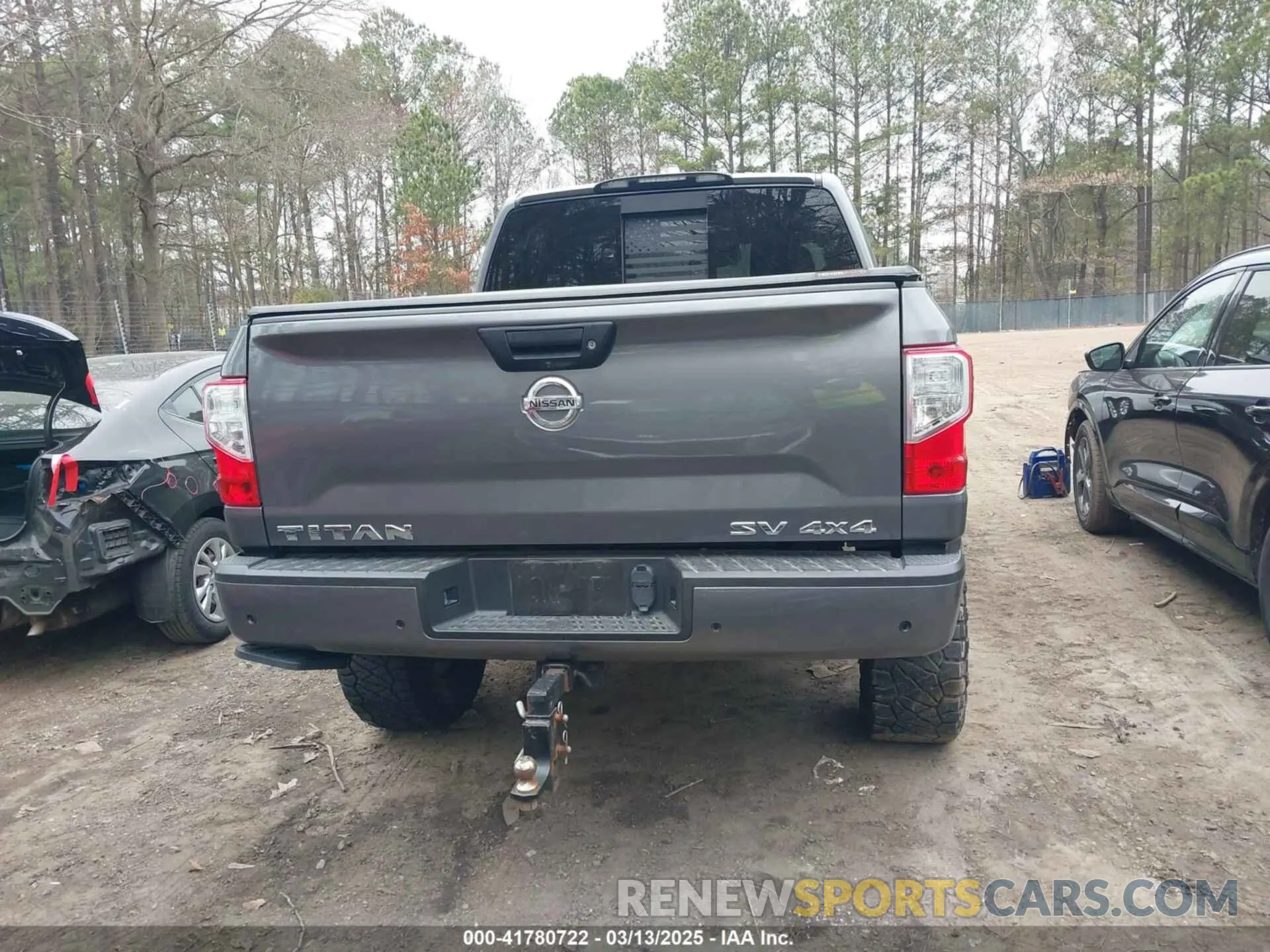 16 fotografías del automóvil dañado 1N6AA1ED8MN527051 NISSAN TITAN 2021