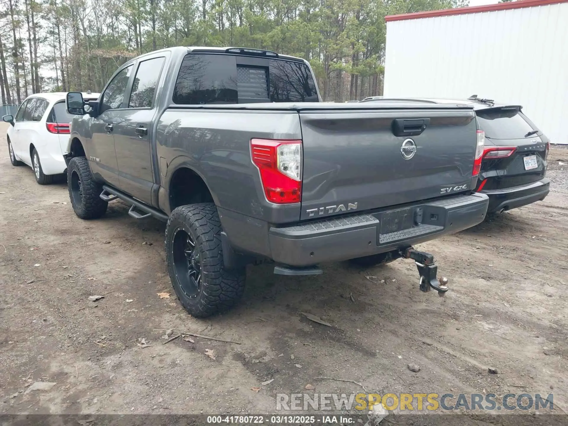 3 fotografías del automóvil dañado 1N6AA1ED8MN527051 NISSAN TITAN 2021