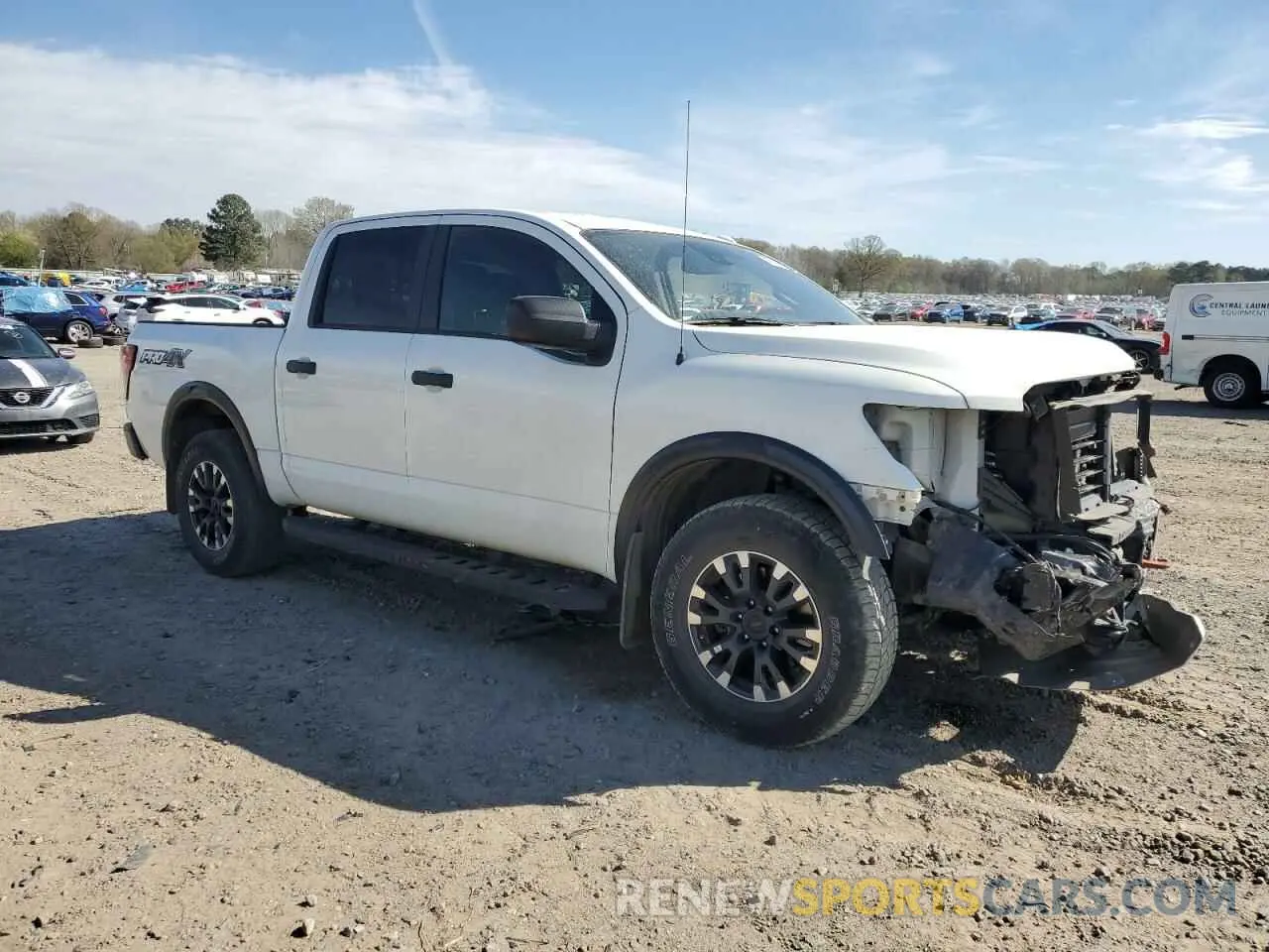 4 fotografías del automóvil dañado 1N6AA1EDXMN527133 NISSAN TITAN 2021