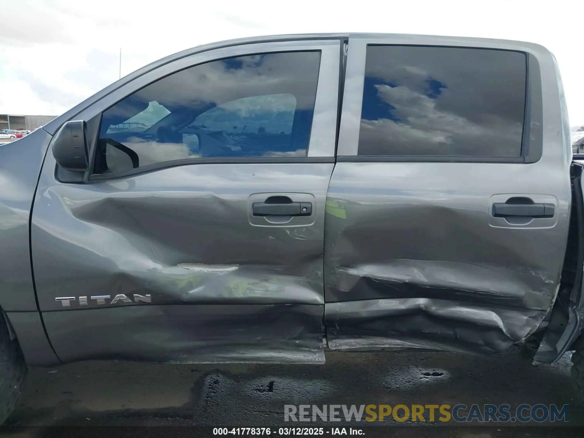 14 fotografías del automóvil dañado 1N6AA1EE6MN534413 NISSAN TITAN 2021