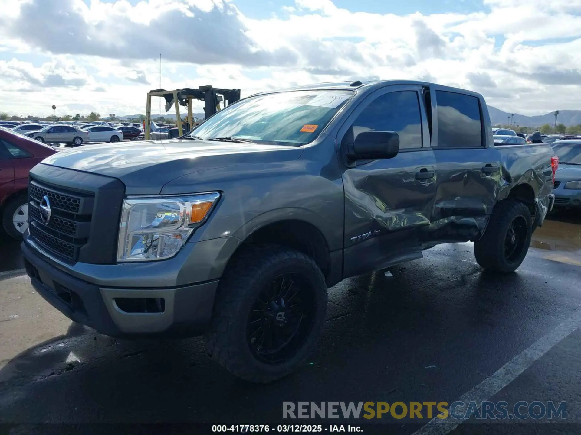 2 fotografías del automóvil dañado 1N6AA1EE6MN534413 NISSAN TITAN 2021