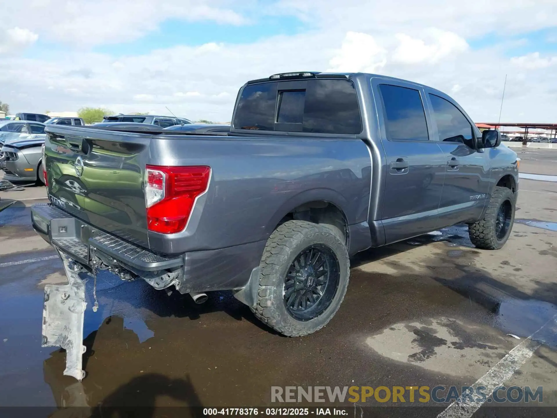 4 fotografías del automóvil dañado 1N6AA1EE6MN534413 NISSAN TITAN 2021