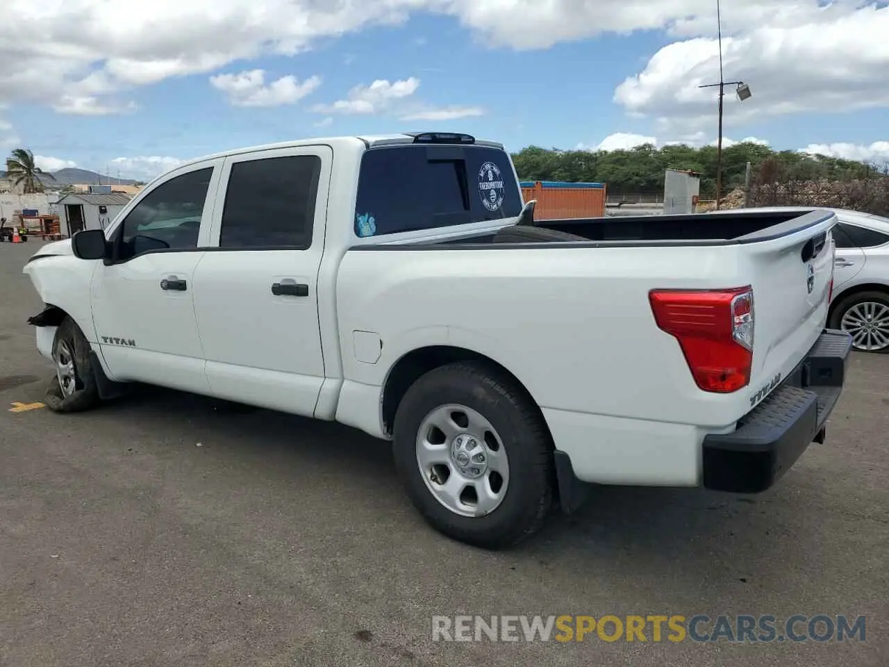 2 fotografías del automóvil dañado 1N6AA1EEXMN520000 NISSAN TITAN 2021