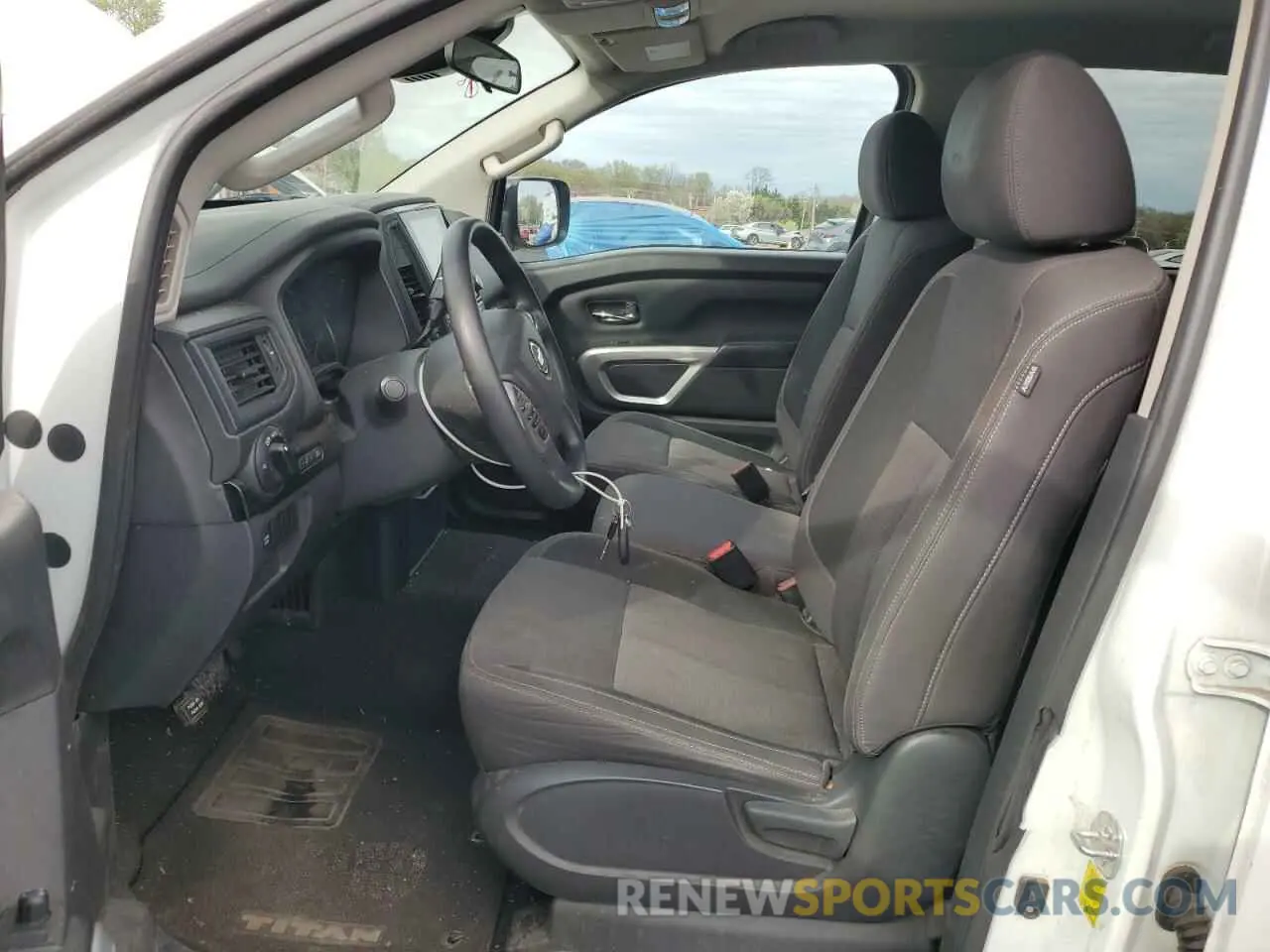 7 fotografías del automóvil dañado 1N6AA1EC1NN107530 NISSAN TITAN 2022