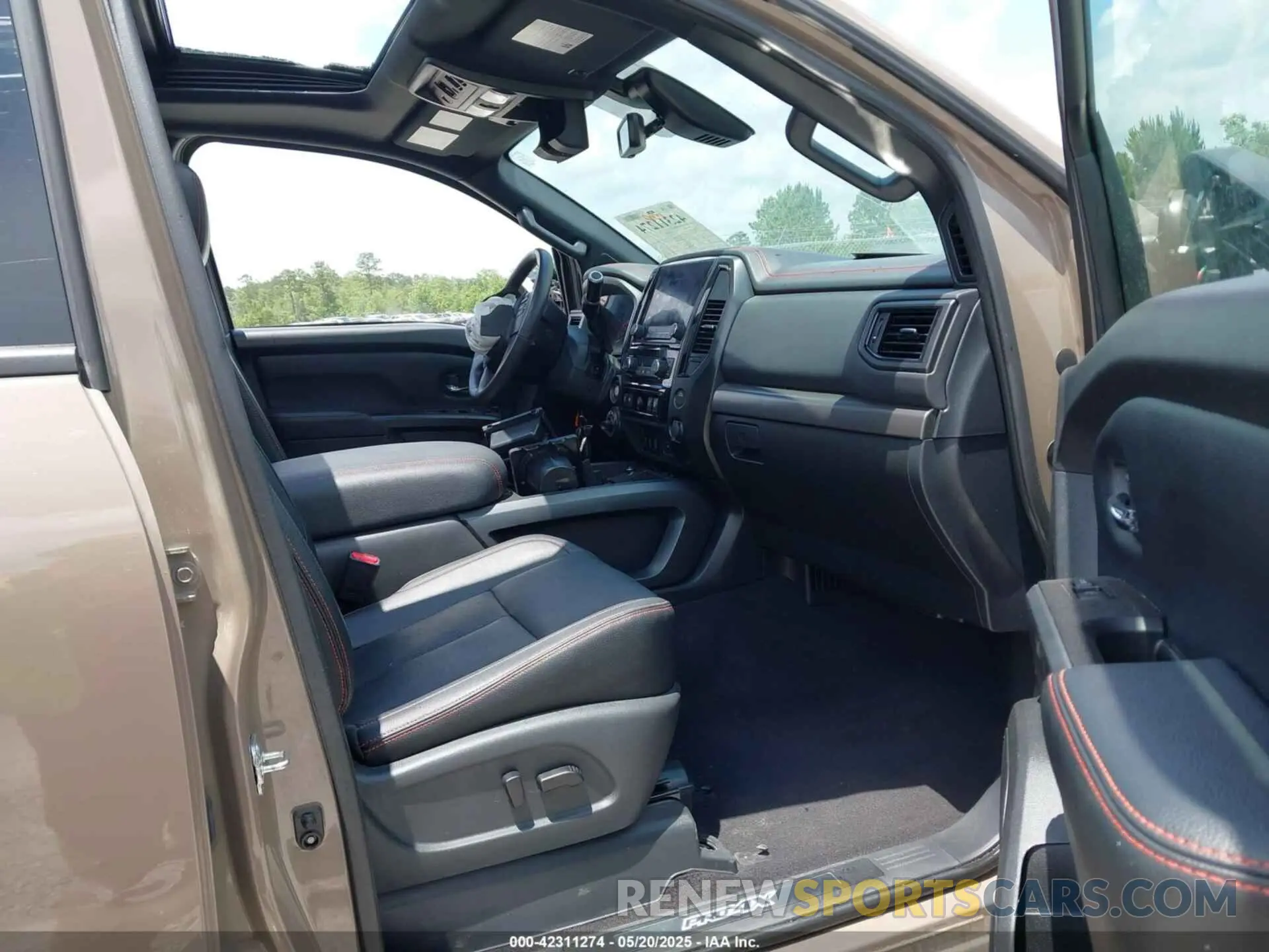 5 fotografías del automóvil dañado 1N6AA1ED0PN112536 NISSAN TITAN 2023