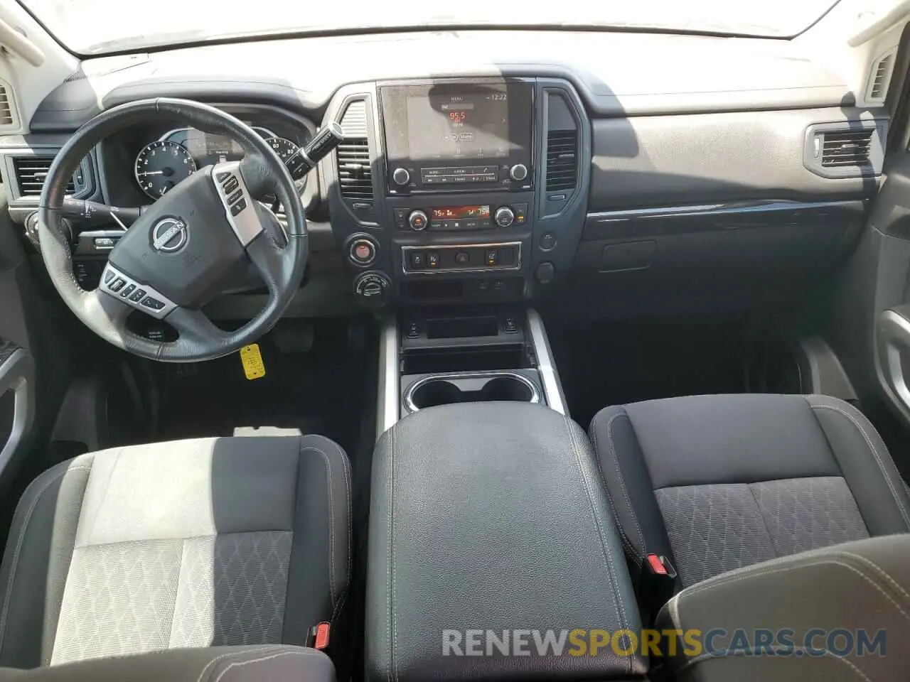 8 fotografías del automóvil dañado 1N6AA1ED7PN100903 NISSAN TITAN 2023