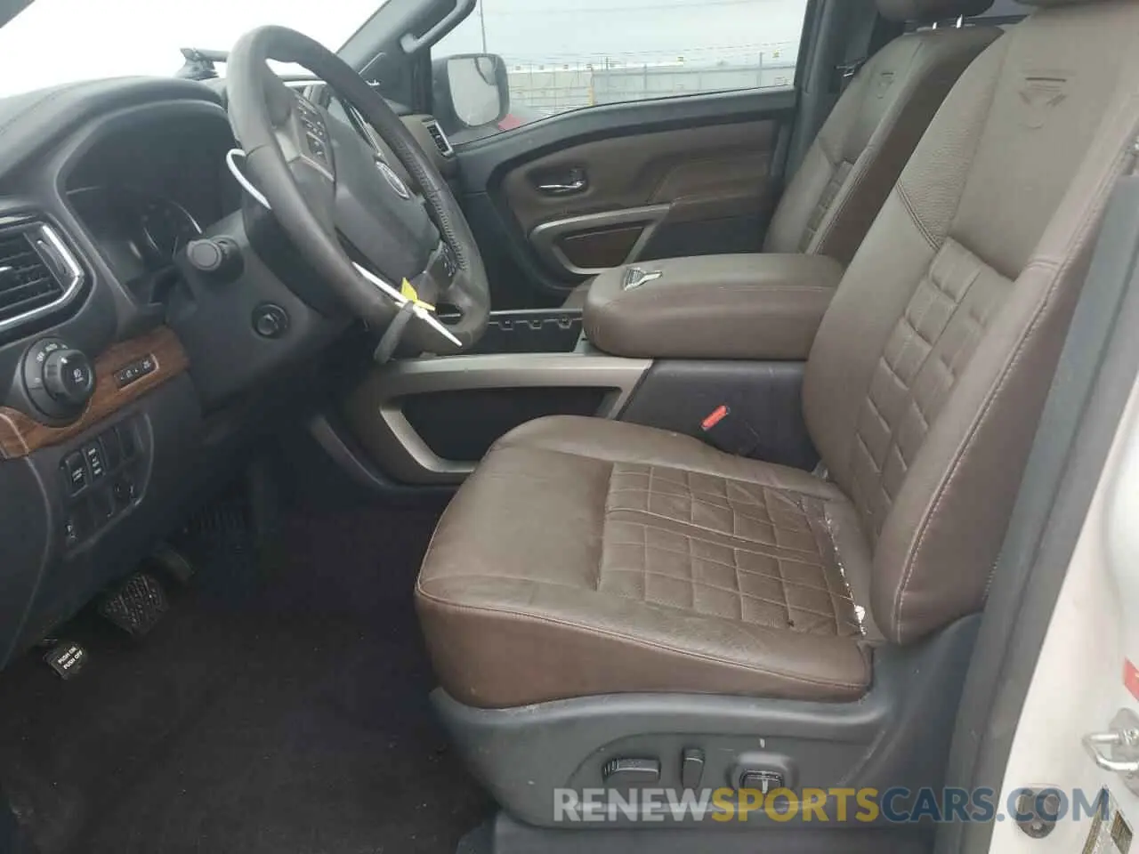 7 fotografías del automóvil dañado 1N6AA1ED9PN114415 NISSAN TITAN 2023