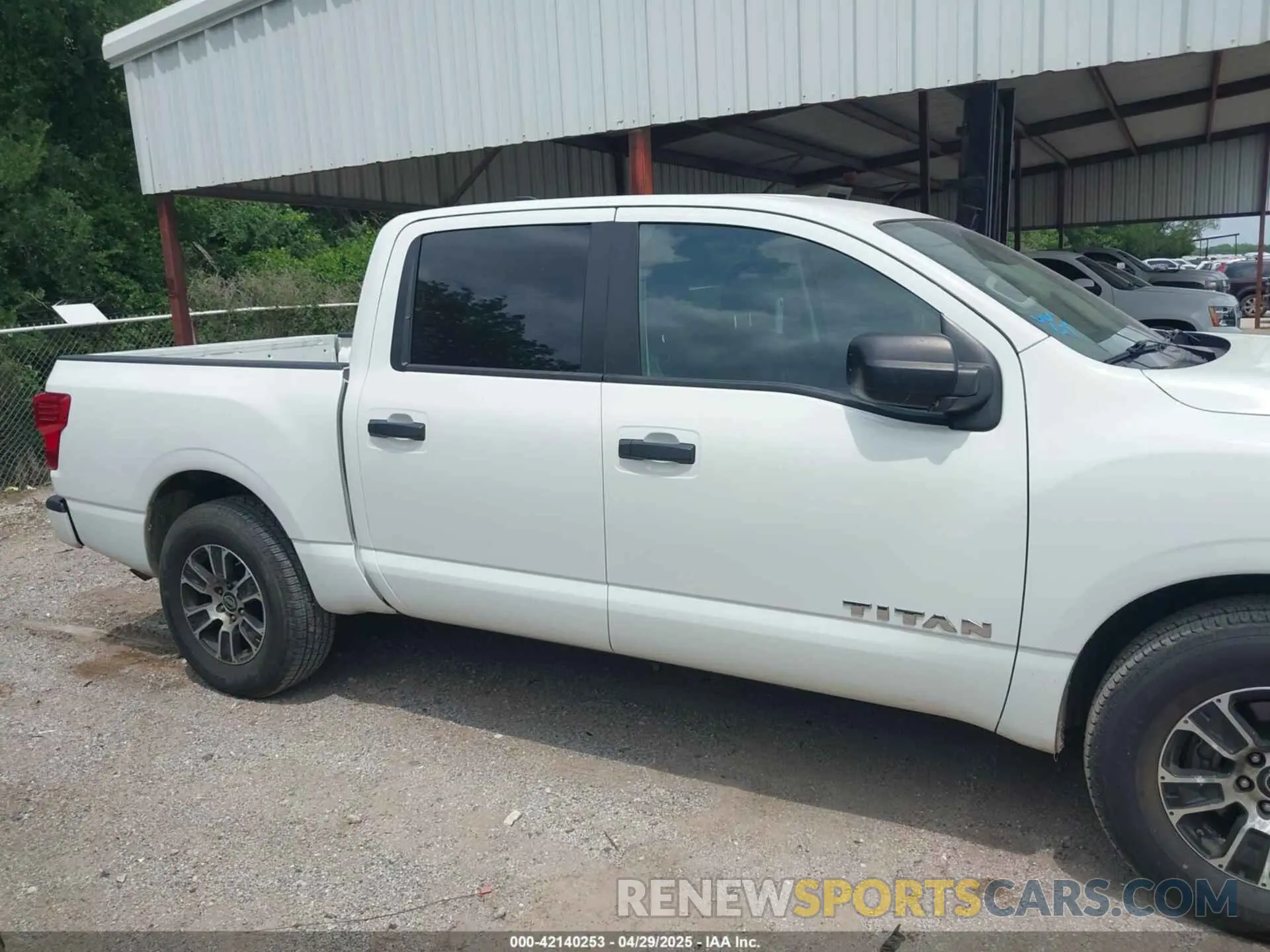 13 fotografías del automóvil dañado 1N6AA1EE9PN112141 NISSAN TITAN 2023