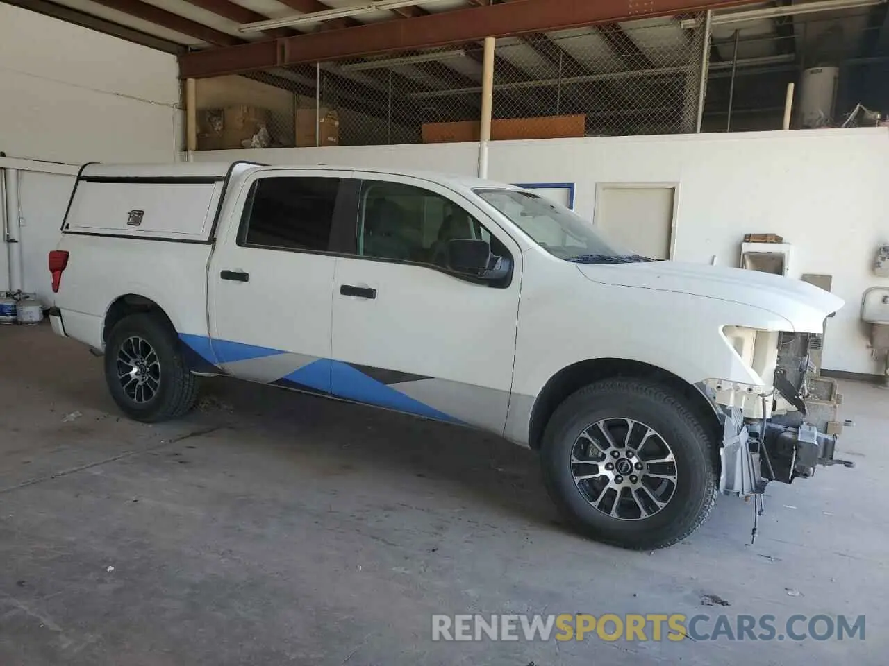 4 fotografías del automóvil dañado 1N6AA1EC3RN103324 NISSAN TITAN 2024