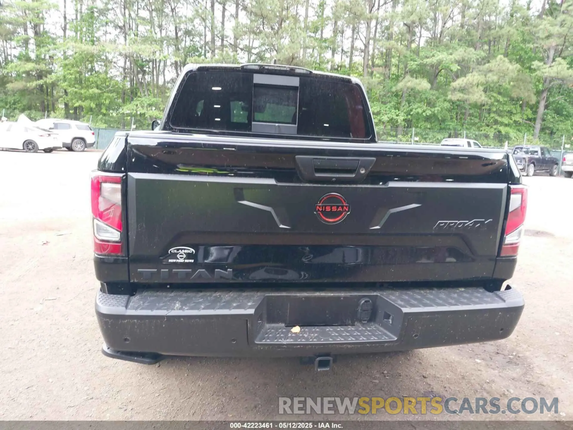 16 fotografías del automóvil dañado 1N6AA1EDXRN107704 NISSAN TITAN 2024