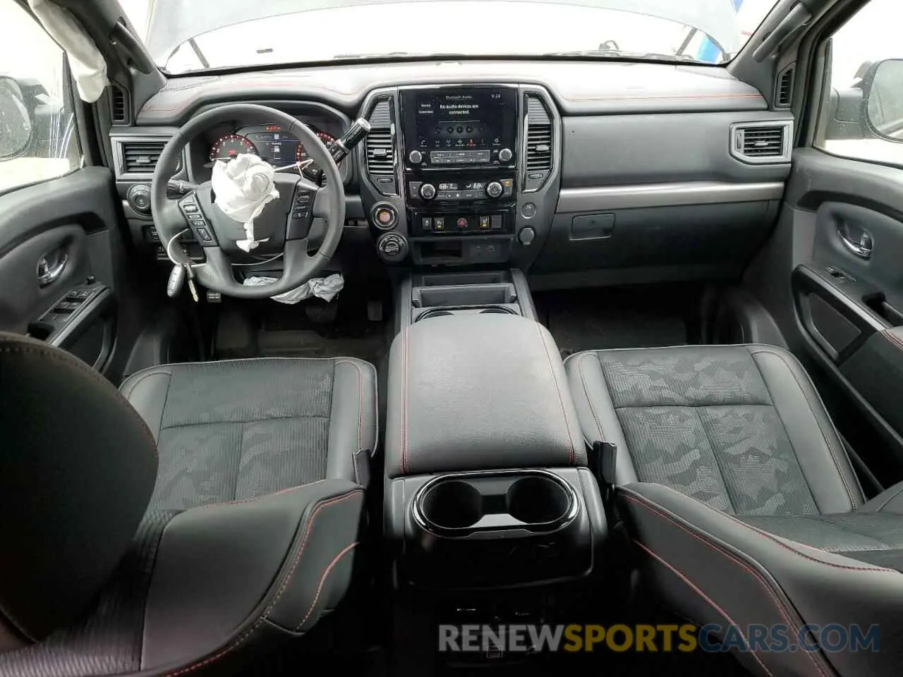 8 fotografías del automóvil dañado 1N6AA1ED9RN108679 NISSAN TITAN PRO- 2024