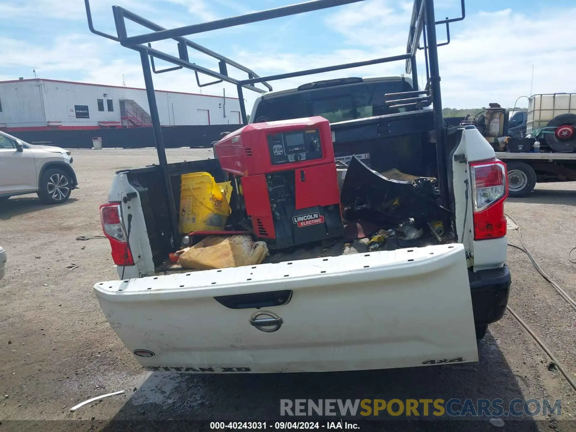 16 fotografías del automóvil dañado 1N6AA1F39KN515137 NISSAN TITAN XD 2019