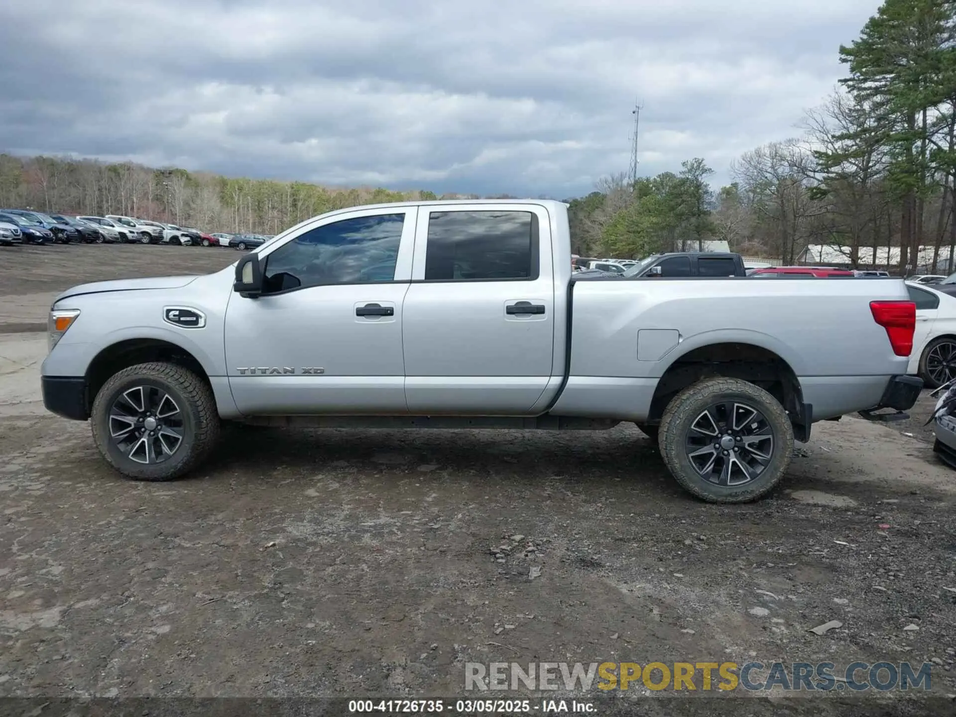 14 fotografías del automóvil dañado 1N6BA1F33KN514599 NISSAN TITAN XD 2019
