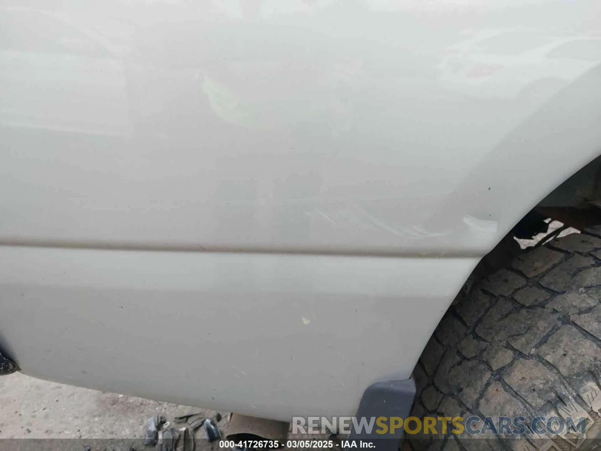 17 fotografías del automóvil dañado 1N6BA1F33KN514599 NISSAN TITAN XD 2019