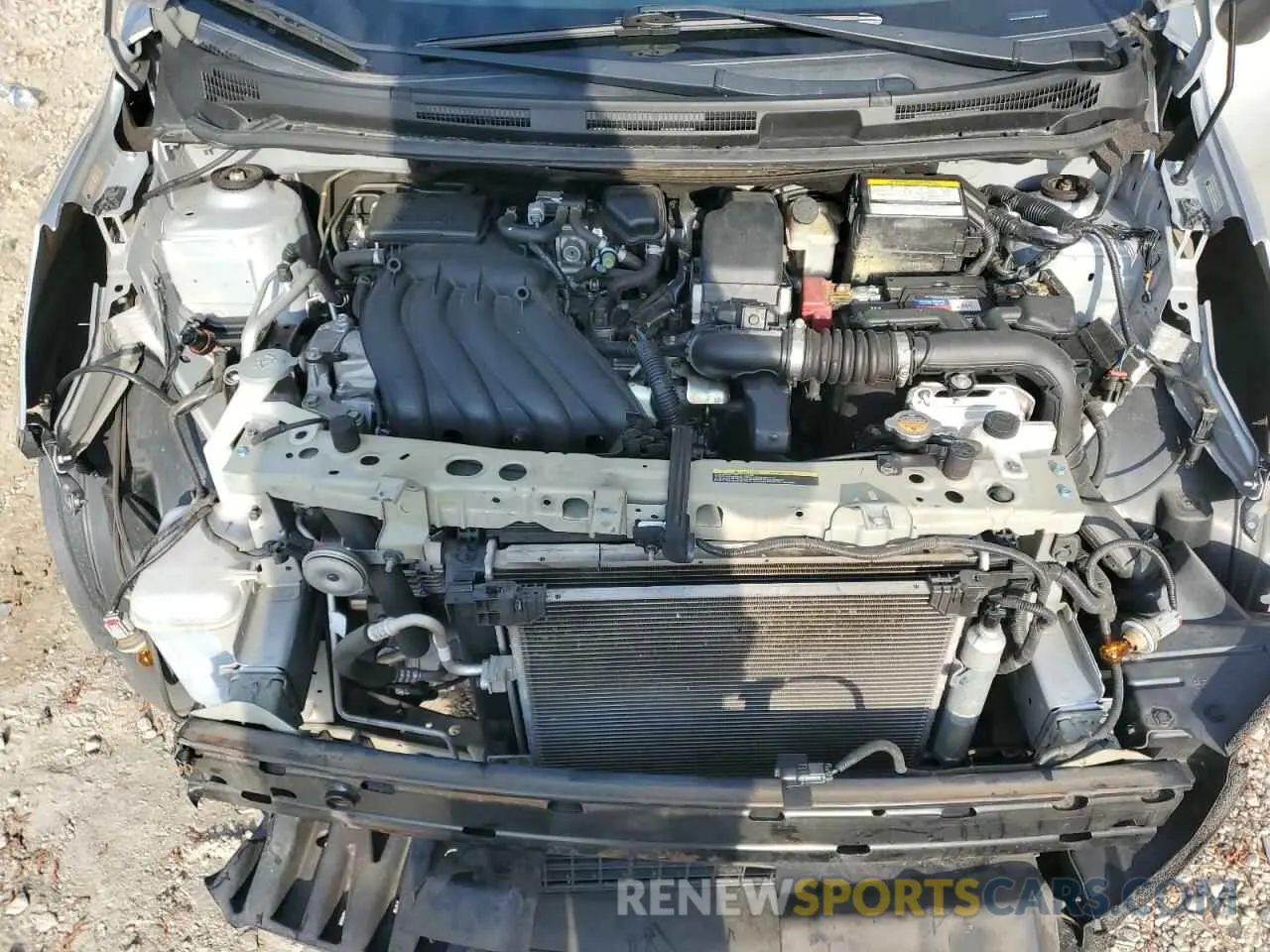 11 fotografías del automóvil dañado 3N1CE2CP2KL353948 NISSAN VERSA 2019
