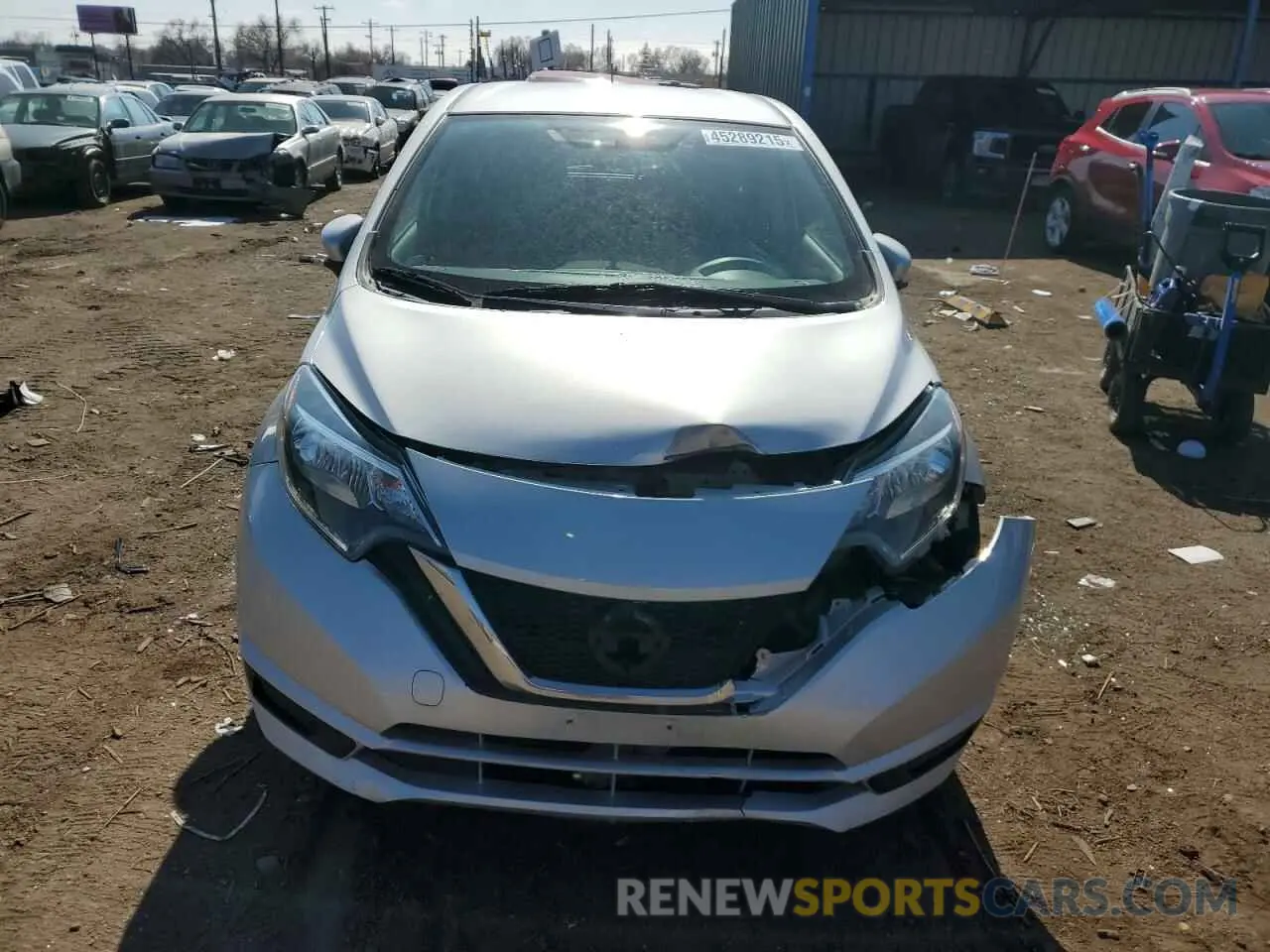 5 fotografías del automóvil dañado 3N1CE2CP3KL363288 NISSAN VERSA 2019