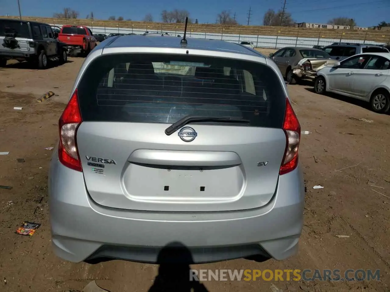 6 fotografías del automóvil dañado 3N1CE2CP3KL363288 NISSAN VERSA 2019