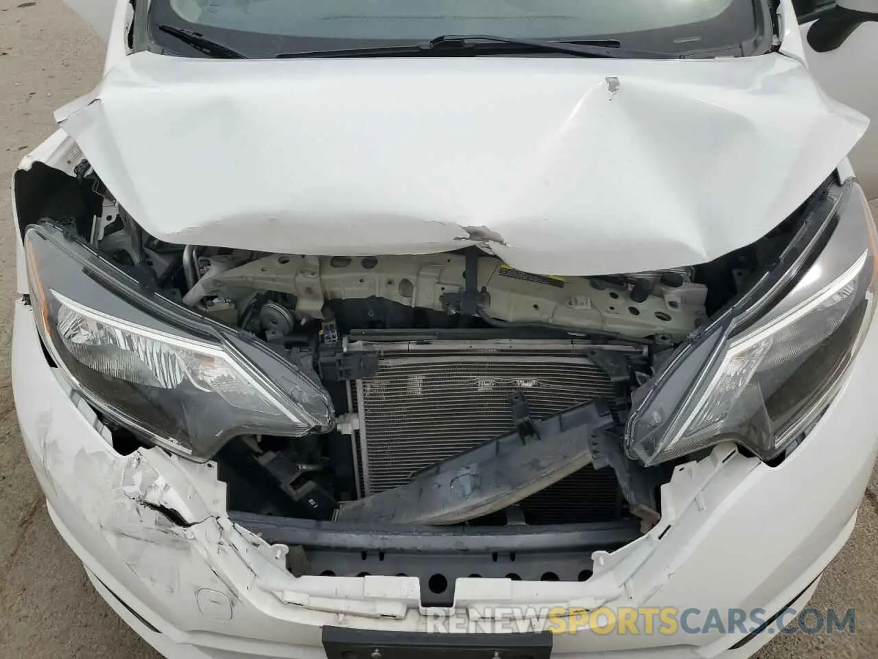 11 fotografías del automóvil dañado 3N1CE2CP7KL355422 NISSAN VERSA 2019