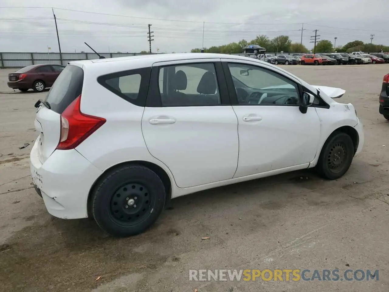 3 fotografías del automóvil dañado 3N1CE2CP7KL355422 NISSAN VERSA 2019