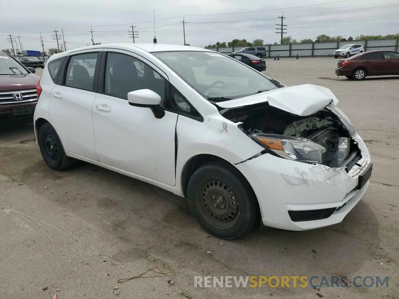 4 fotografías del automóvil dañado 3N1CE2CP7KL355422 NISSAN VERSA 2019