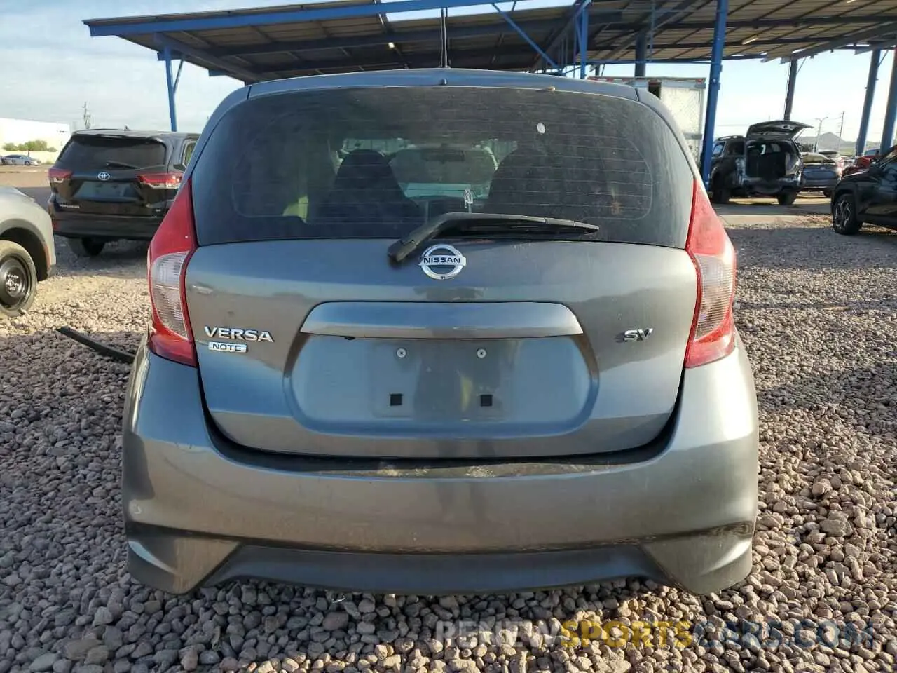 6 fotografías del automóvil dañado 3N1CE2CPXKL360906 NISSAN VERSA 2019