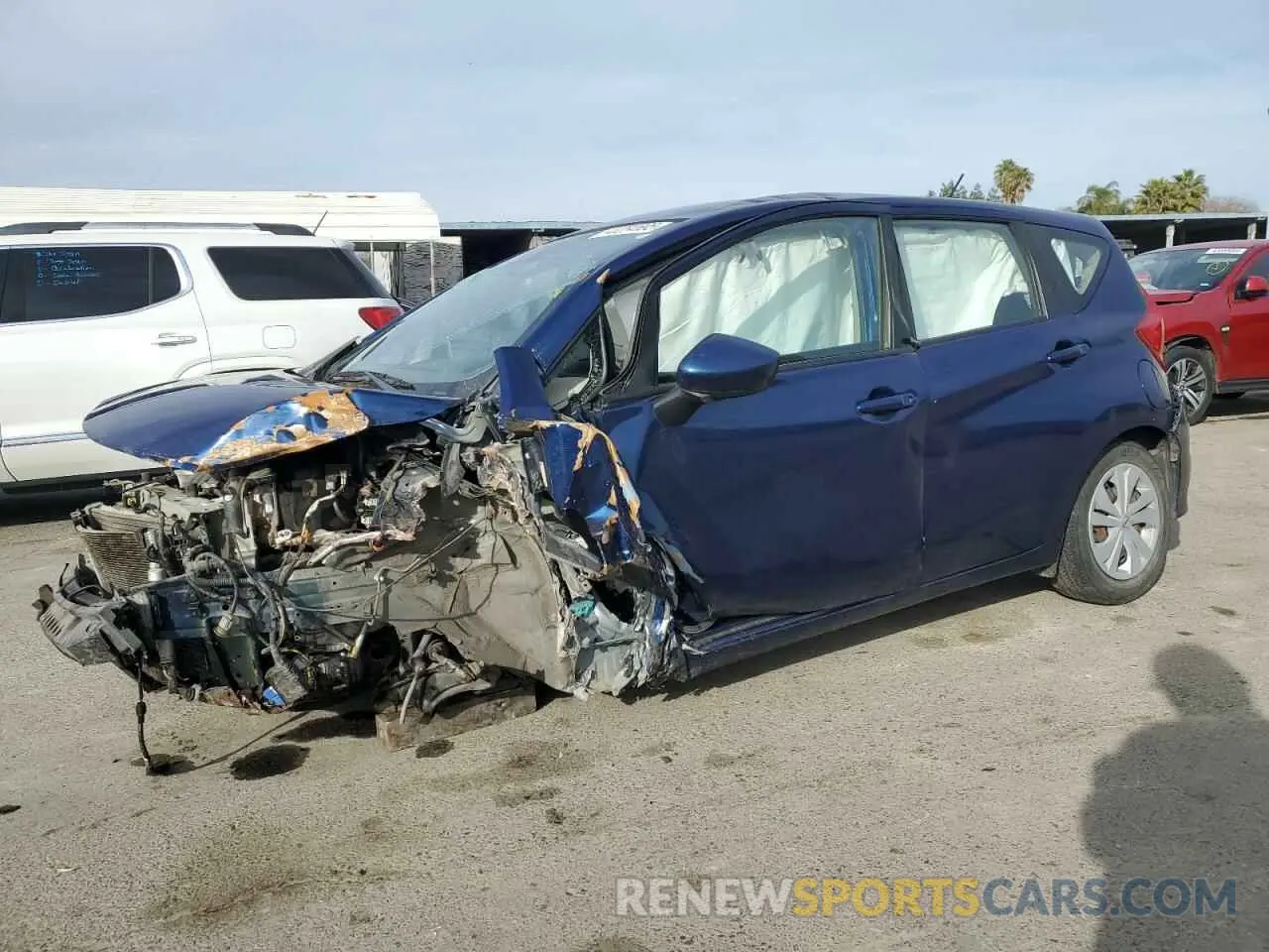 1 fotografías del automóvil dañado 3N1CE2CPXKL363403 NISSAN VERSA 2019