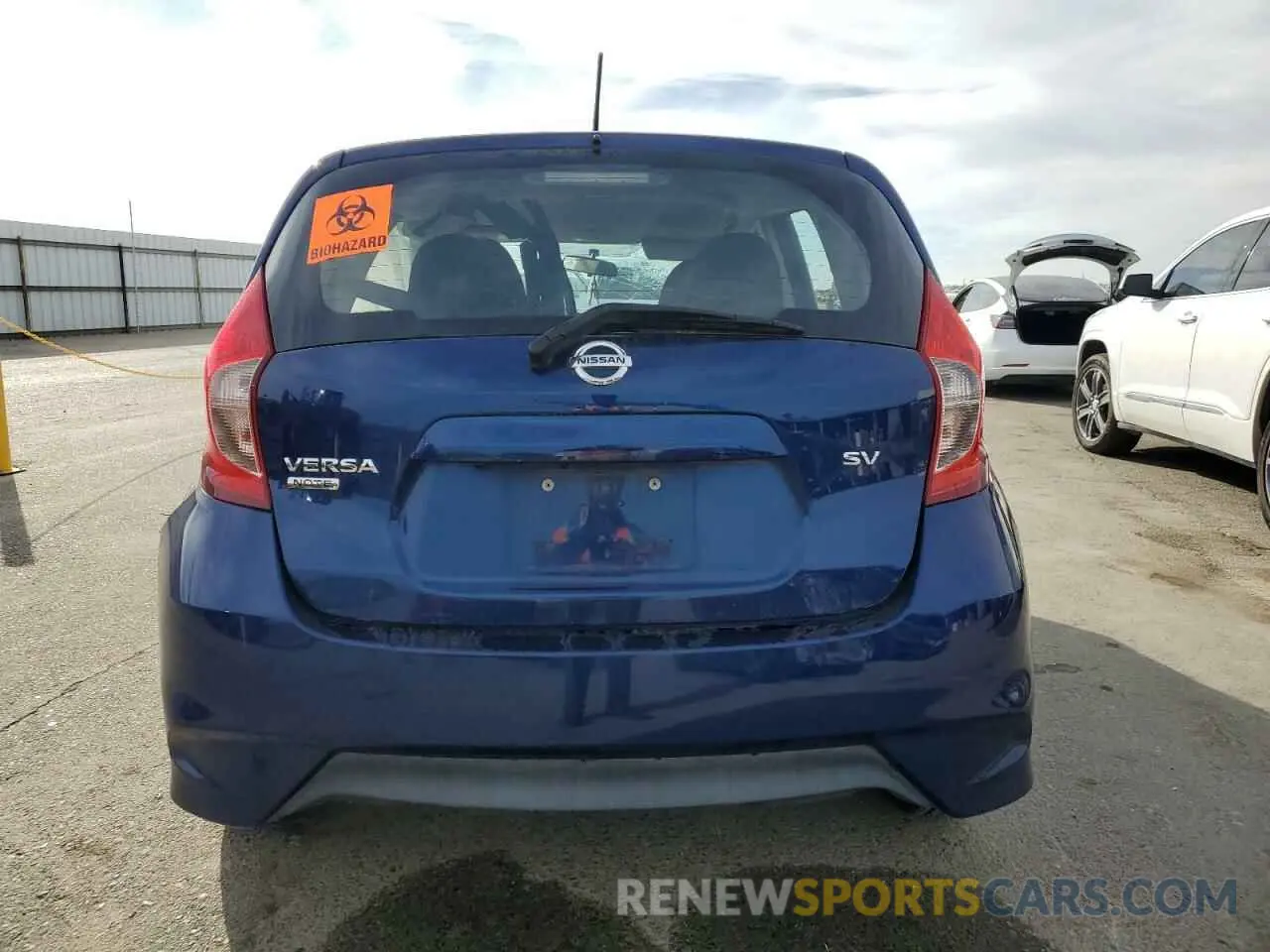6 fotografías del automóvil dañado 3N1CE2CPXKL363403 NISSAN VERSA 2019
