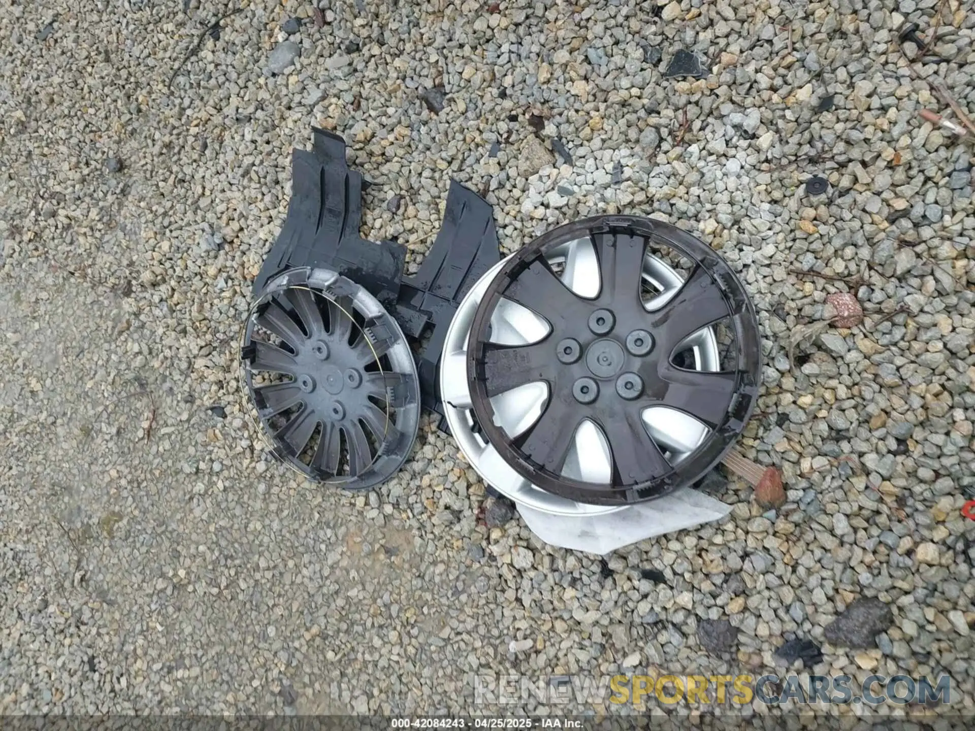 12 fotografías del automóvil dañado 3N1CN7AP0KL814418 NISSAN VERSA 2019