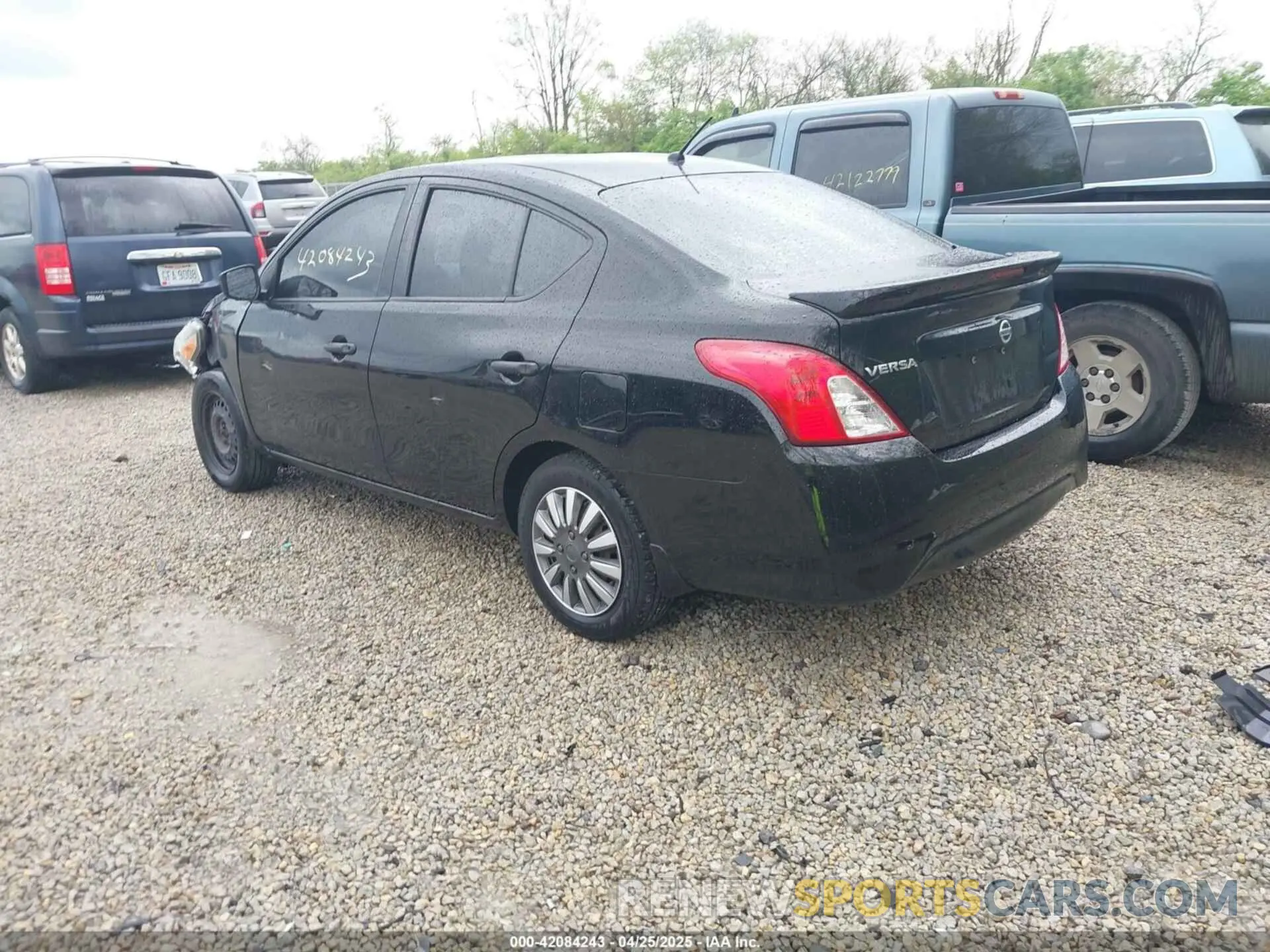 3 fotografías del automóvil dañado 3N1CN7AP0KL814418 NISSAN VERSA 2019