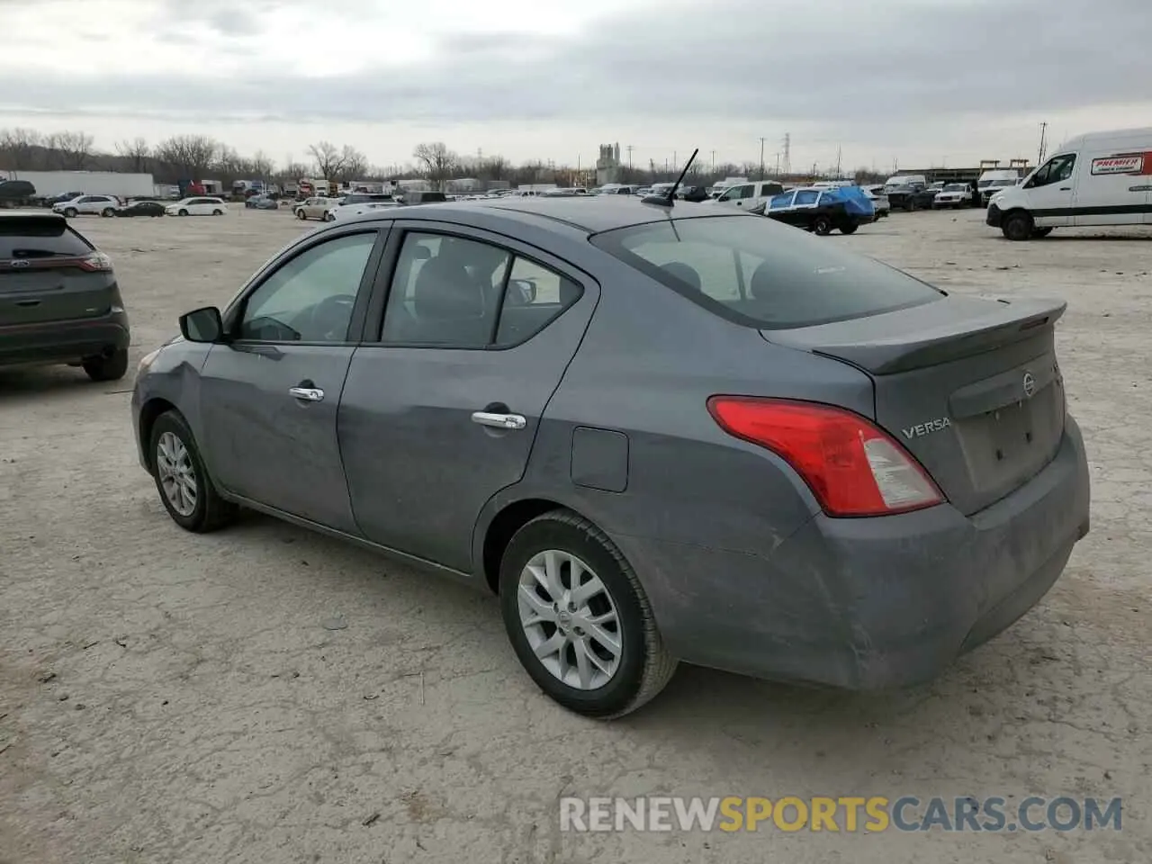 2 fotografías del automóvil dañado 3N1CN7AP0KL823569 NISSAN VERSA 2019